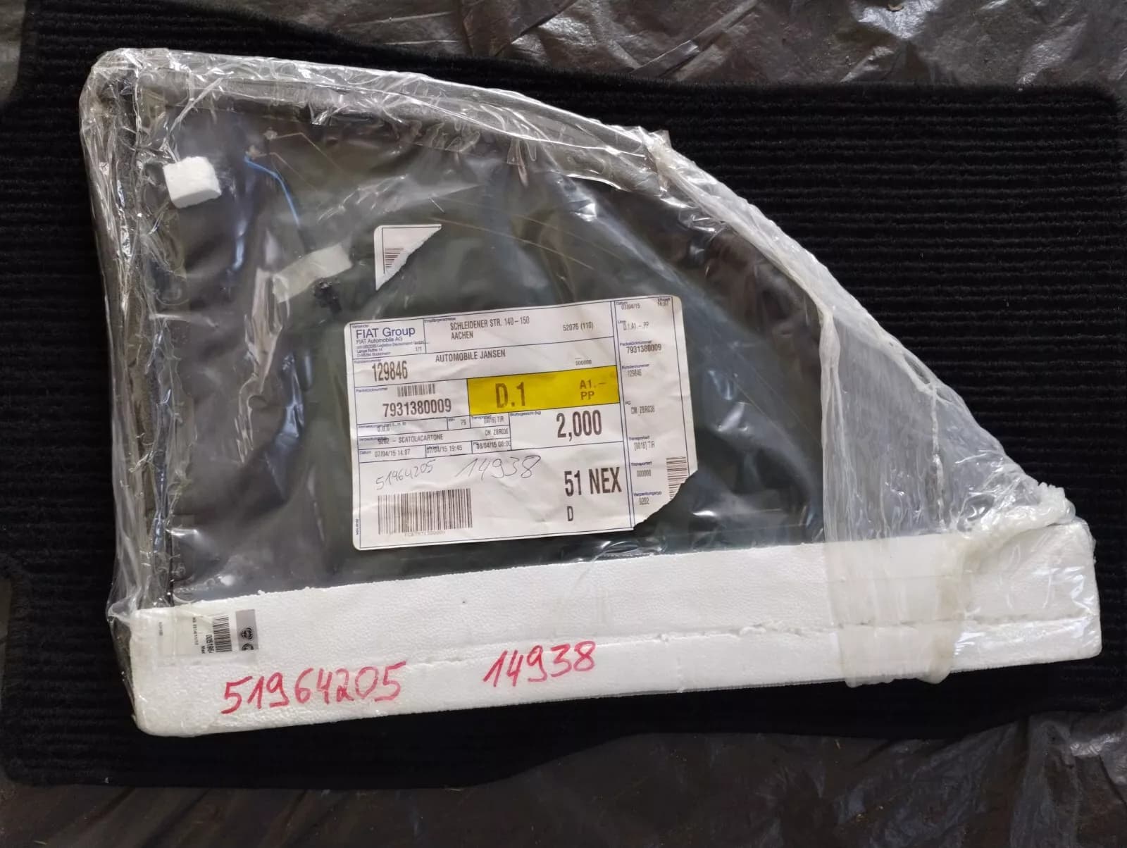 Fiat genuine sidewindow, side window no:51964205