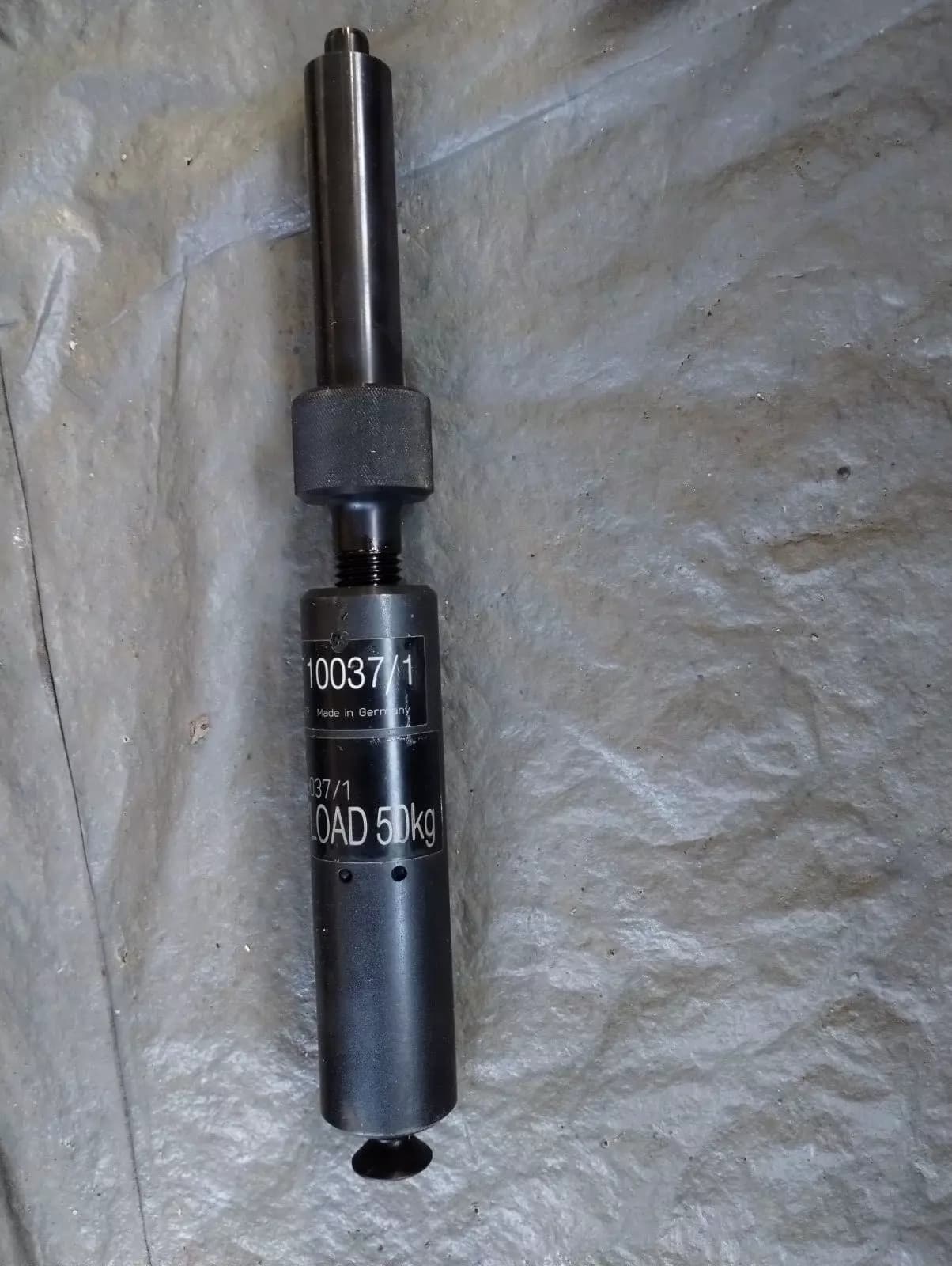 NEW BENTLEY genuine FRONT S/FRAME REM PILLARS No: WT10037/1