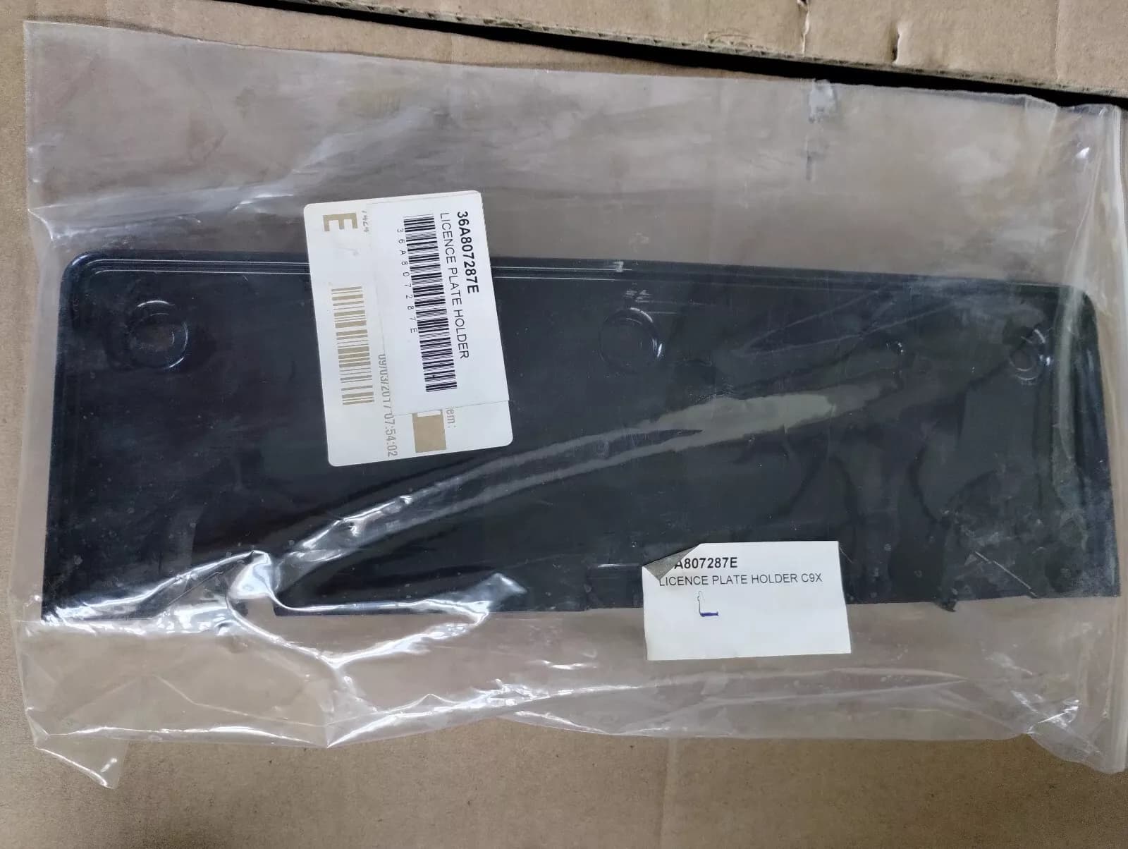 Bentley genuine LICENCE PLATE HOLDER C9X No: 36A807287E