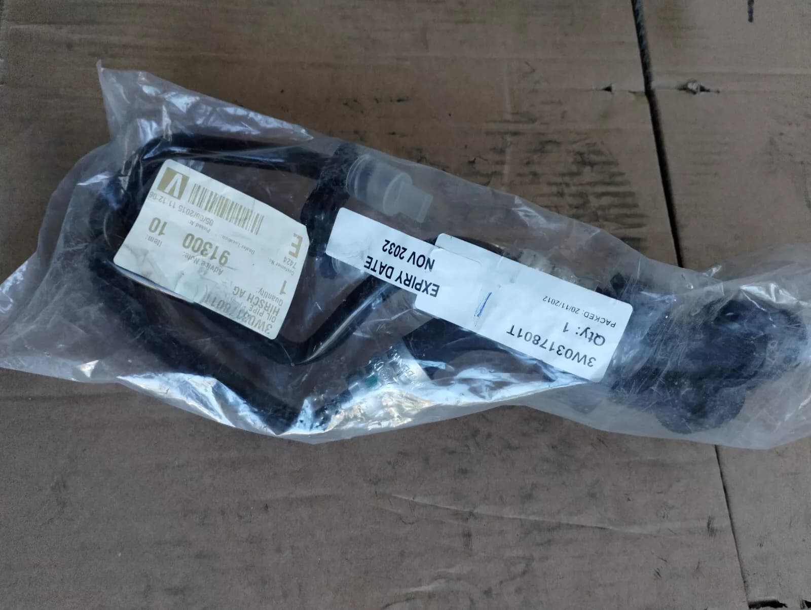 Bentley genuine OIL PIPE No: 3W0317801T