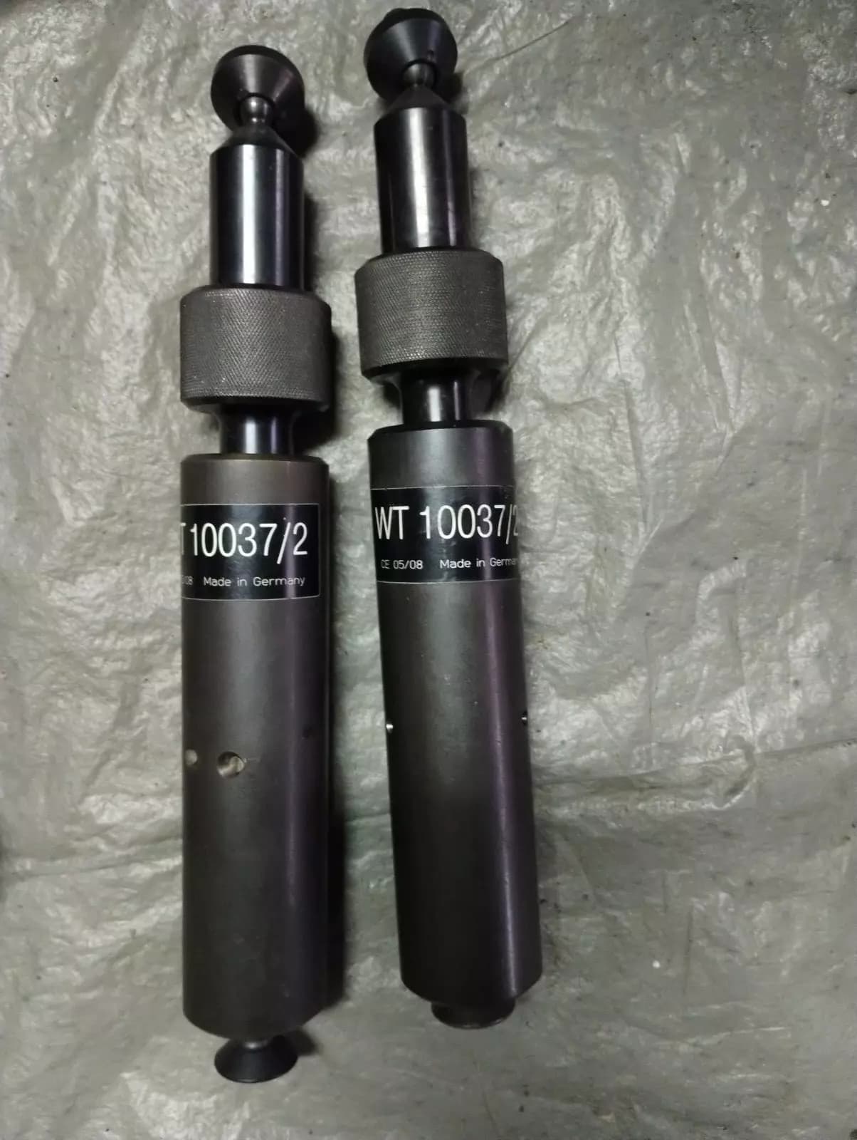 NEW BENTLEY genuine FRONT S/FRAME REM PILLARS 2pcs NR: WT10037/2