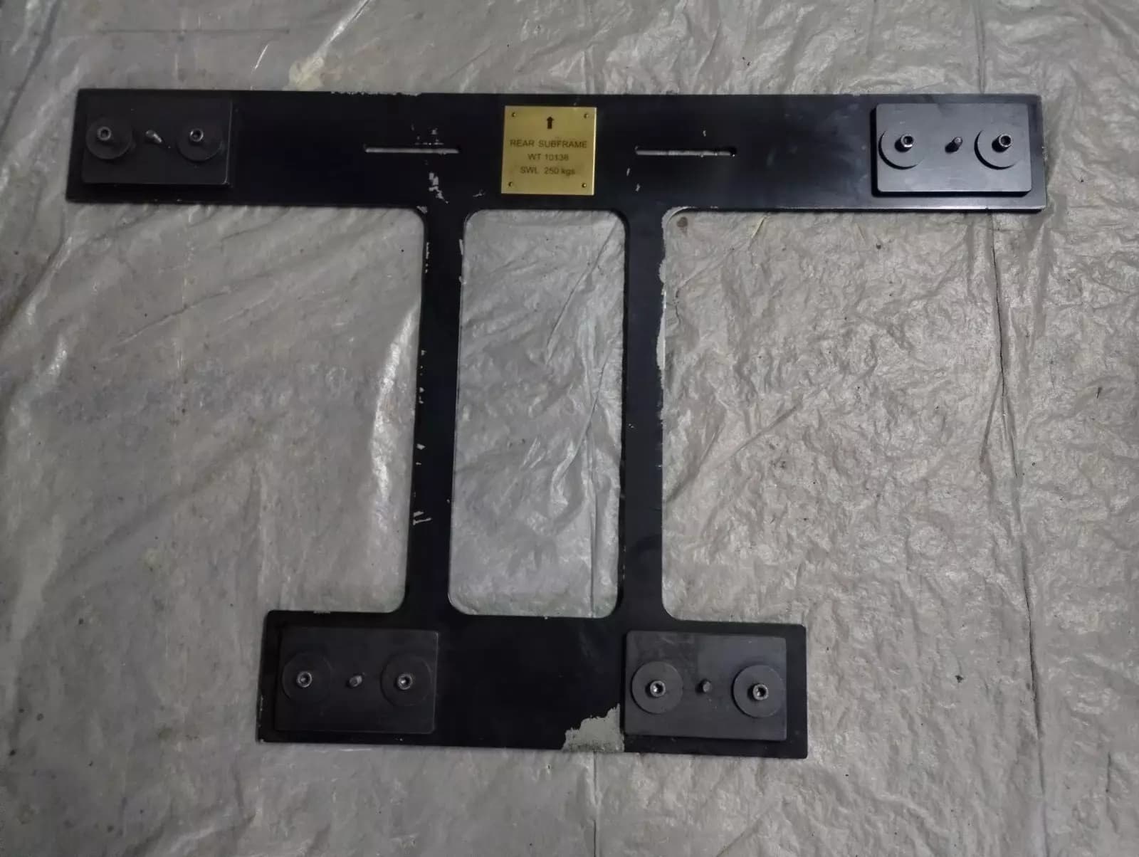 NEW BENTLEY genuine PILLARS FRONT S/FRAME REMV No: WT10138