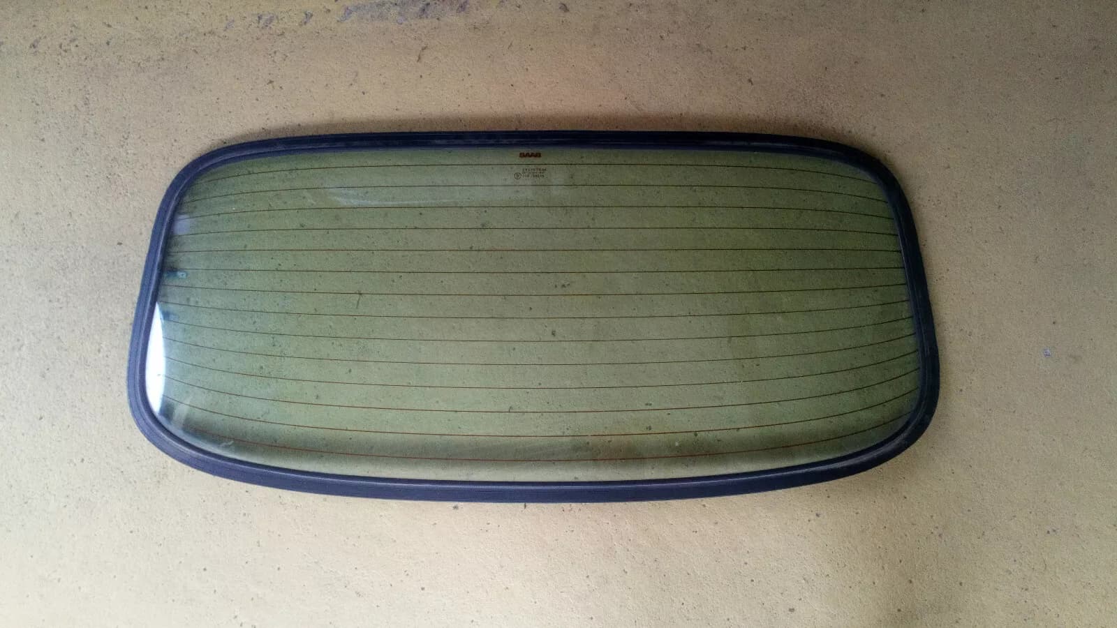 Saab 9-3 convertible rear window part no:32017852 year:1998-2003