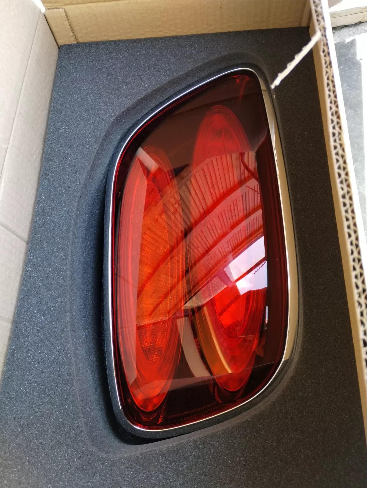 Bentley genuine REAR LAMP (GT & GTC 2012-2017 - ) No:3W3945095AH