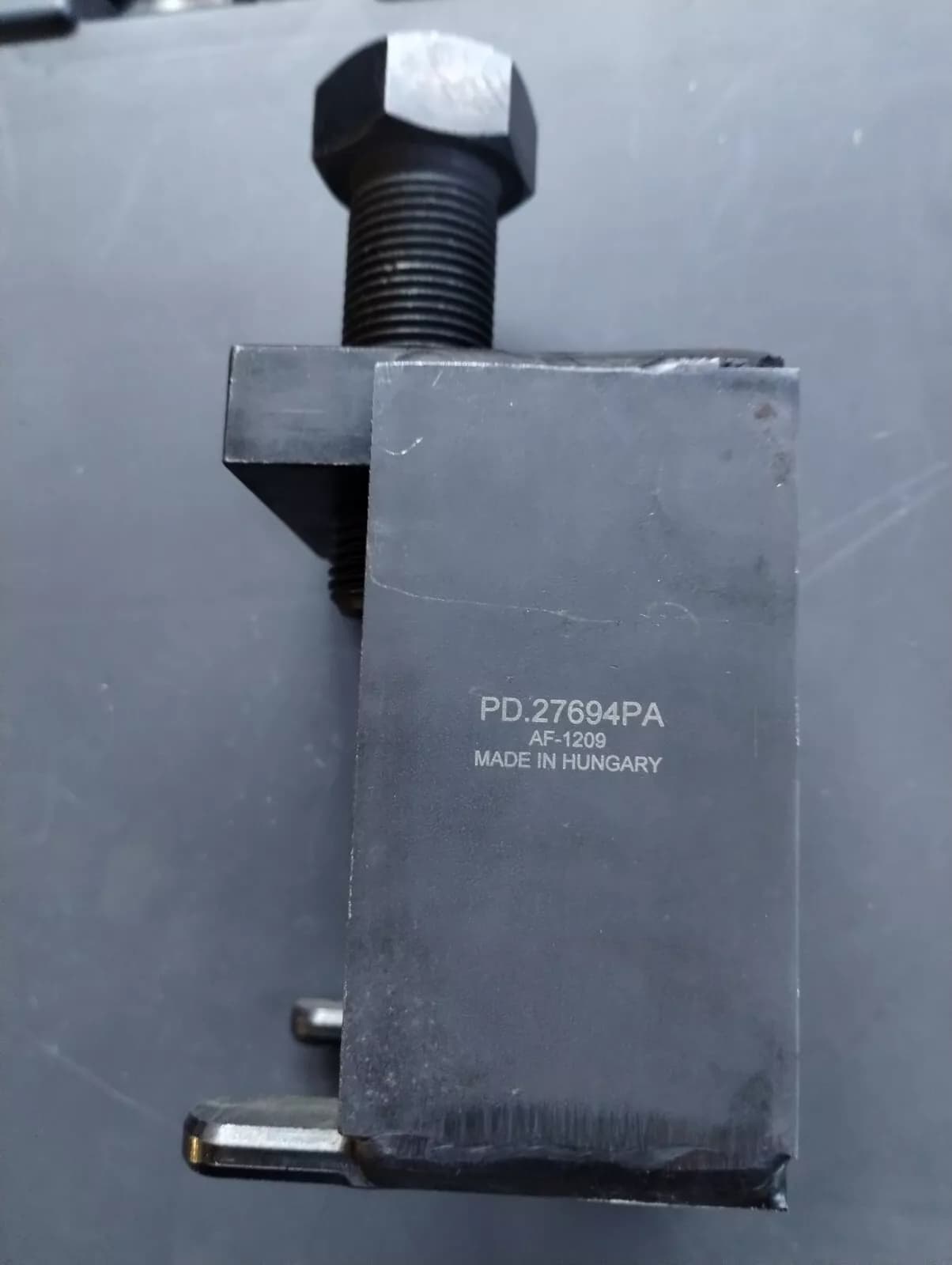 NEW BENTLEY genuine TOOL B/JNT EXTRACTOR UPR No : PD27694PA