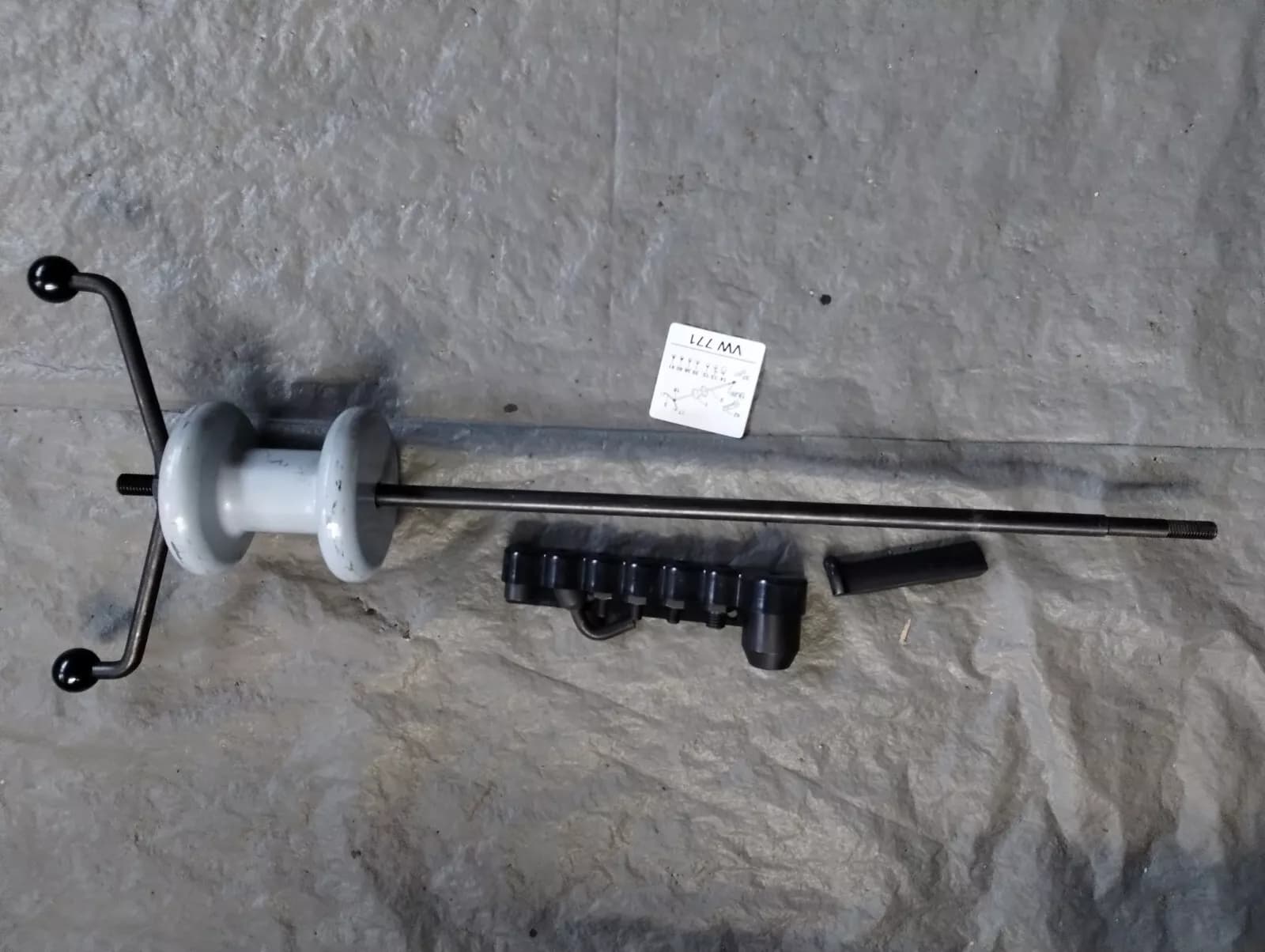 NEW BENTLEY genuine Slide Hammer Set No : VW771