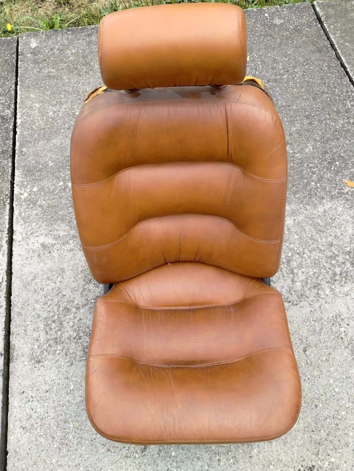 Maserati Biturbo leather seats front