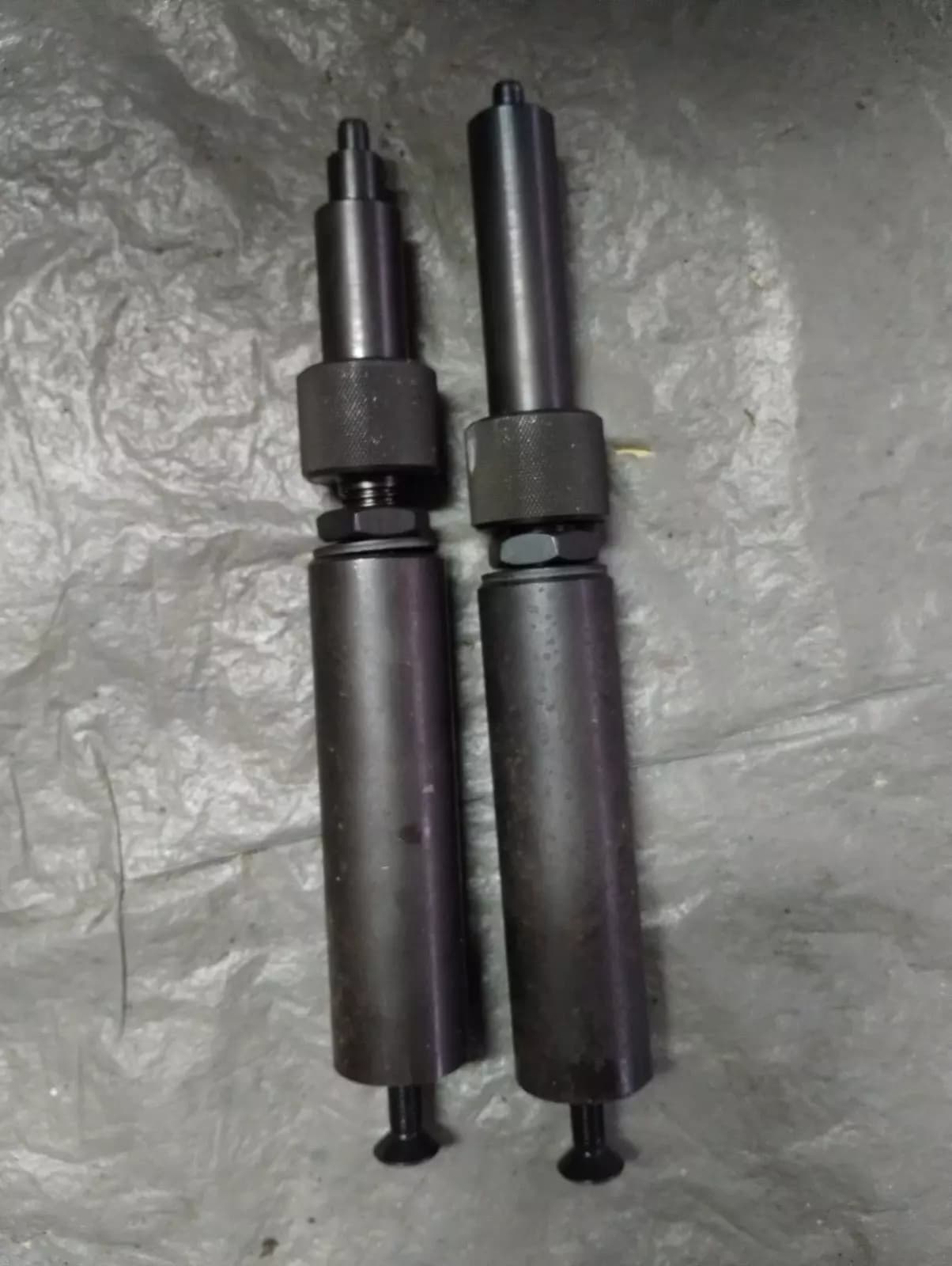 NEW BENTLEY genuine support tool cylinder NR: WT2