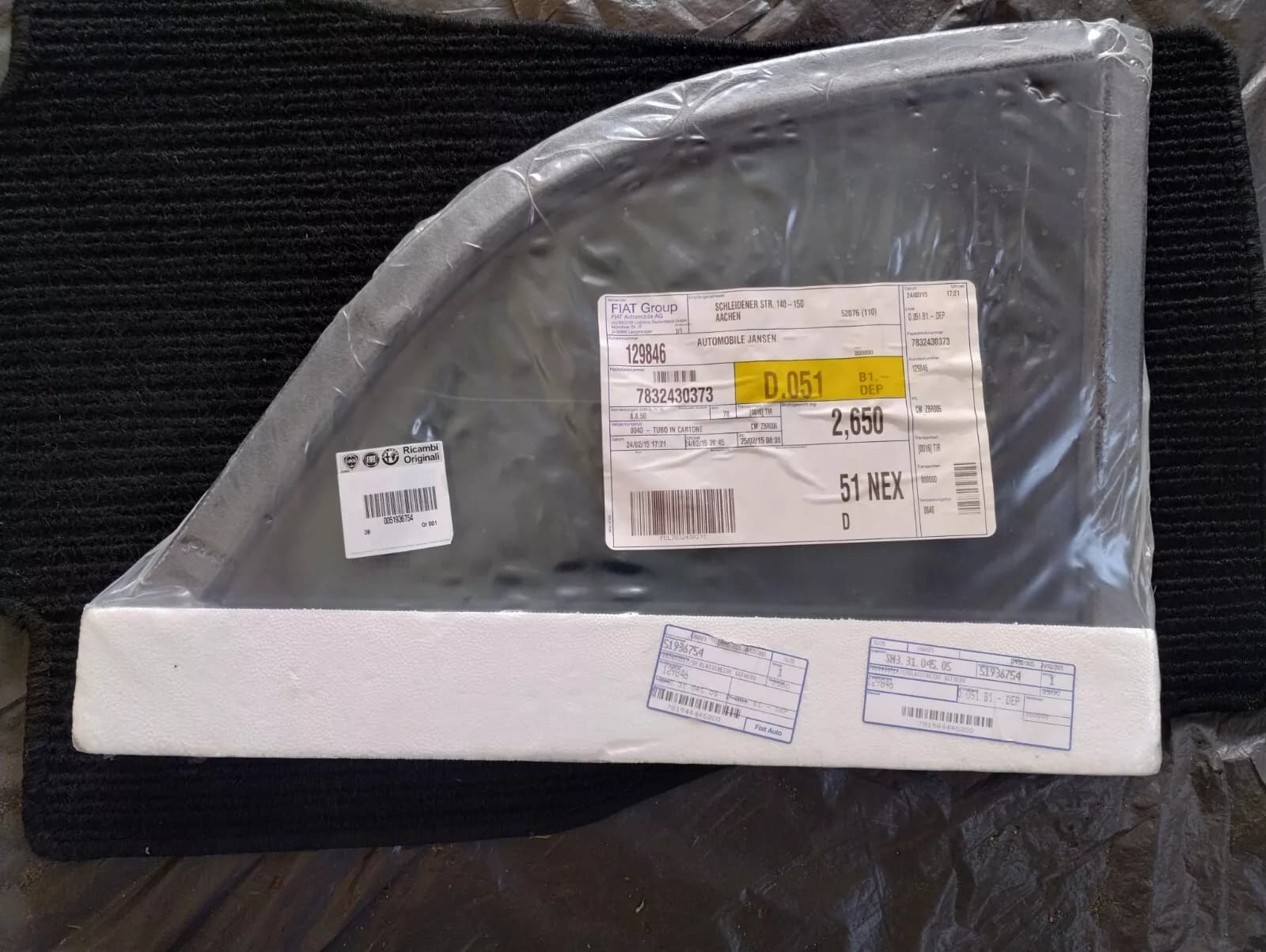 Fiat genuine sidewindow no: 51936754