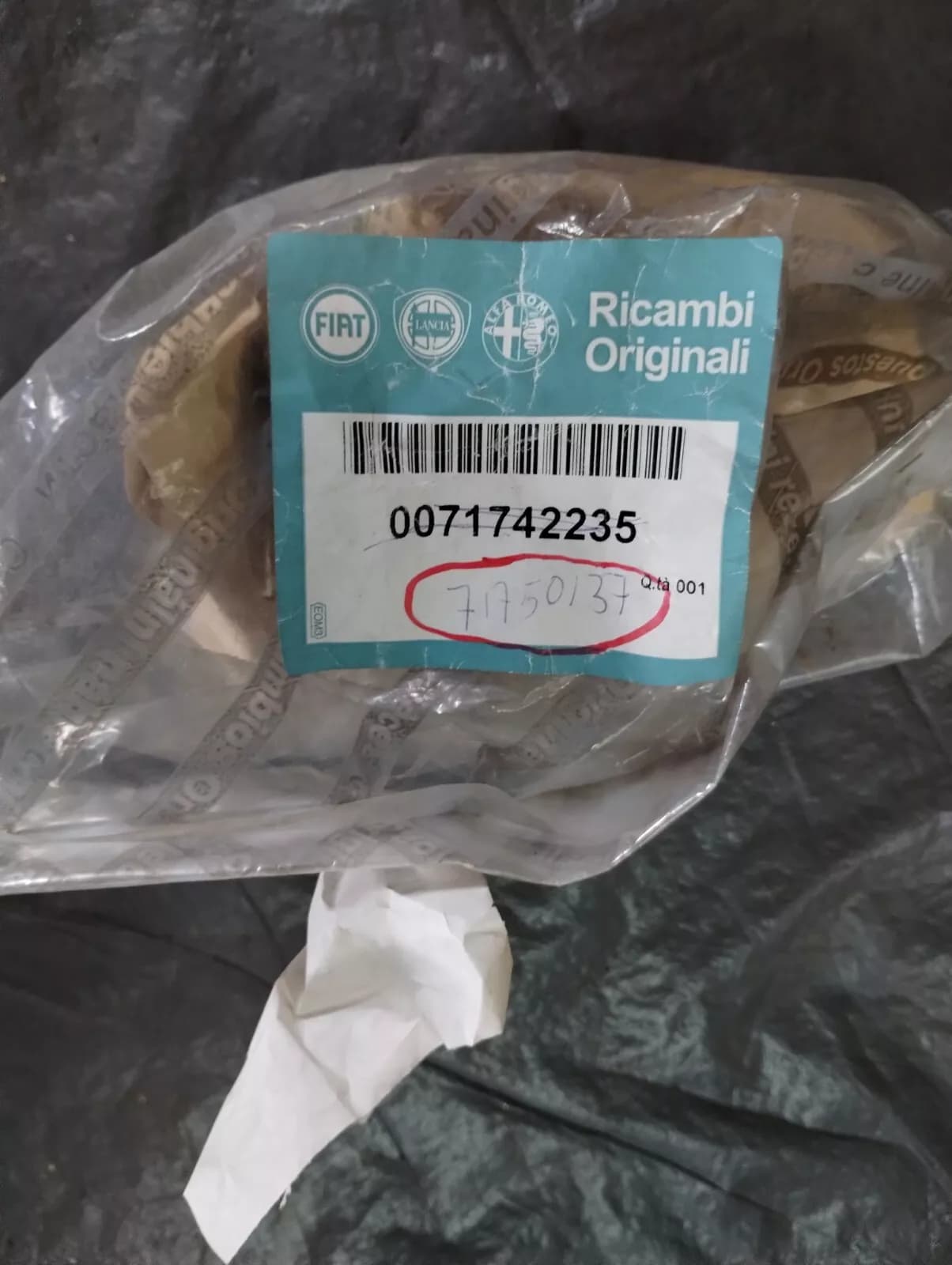 Genuine Fiat Sedici TRANSMISSION GEAR SELECTION FORK No : 71750137