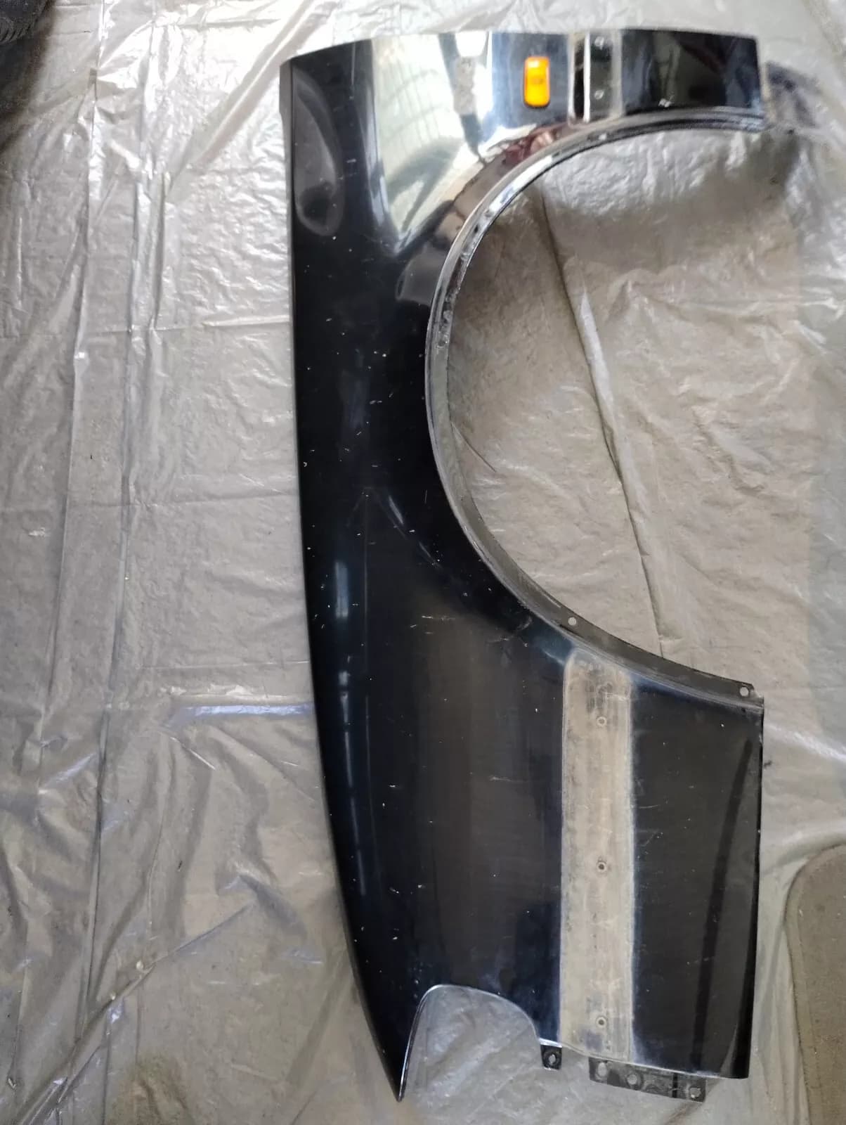 Saab 9000 fender left color black year:1992-98