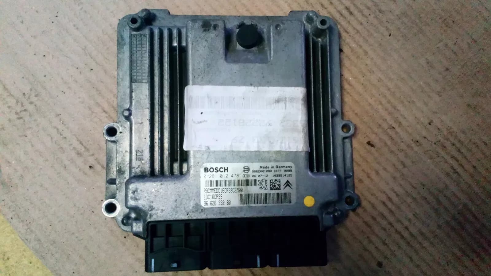 Peugeot 2 2HDI 170PS engine control unit ECU part no : 9662633280