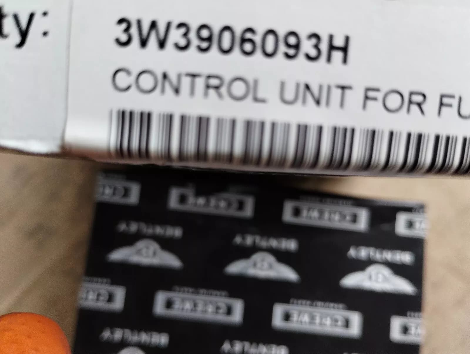 Bentley genuine CONTROL UNIT FOR FUEL PUM No:3W3906093H