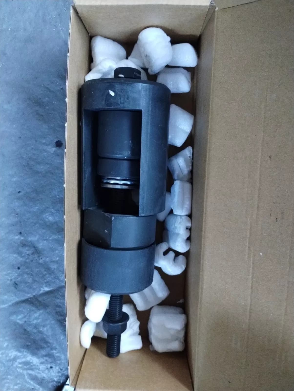 BENTLEY, VAG genuine UPP LEVR INN BUSH TOOL No: WT10324