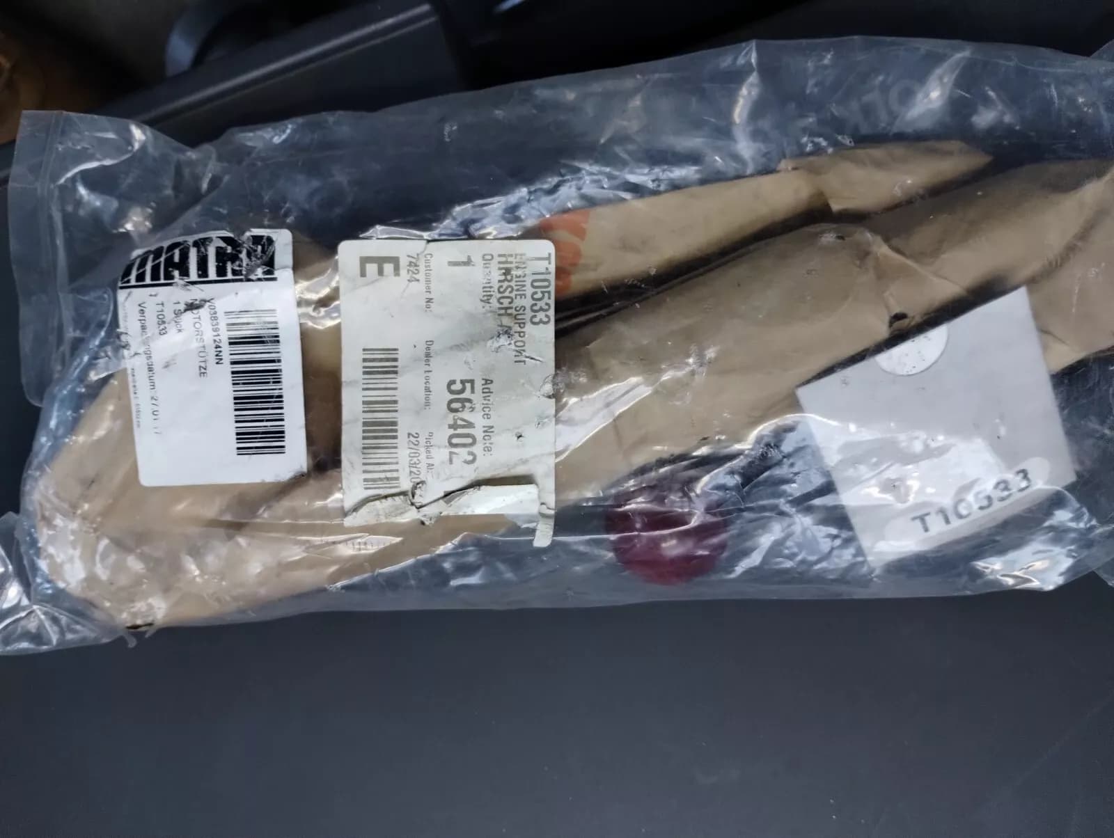 NEW BENTLEY genuine ENGINE SUPPORT No: T10533