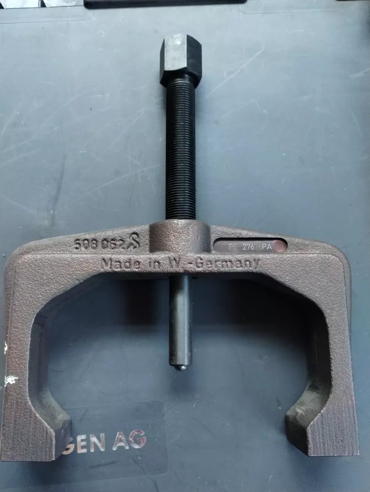 NEW BENTLEY genuine TOOL FLANGE REMOVAL No: PE27676PA