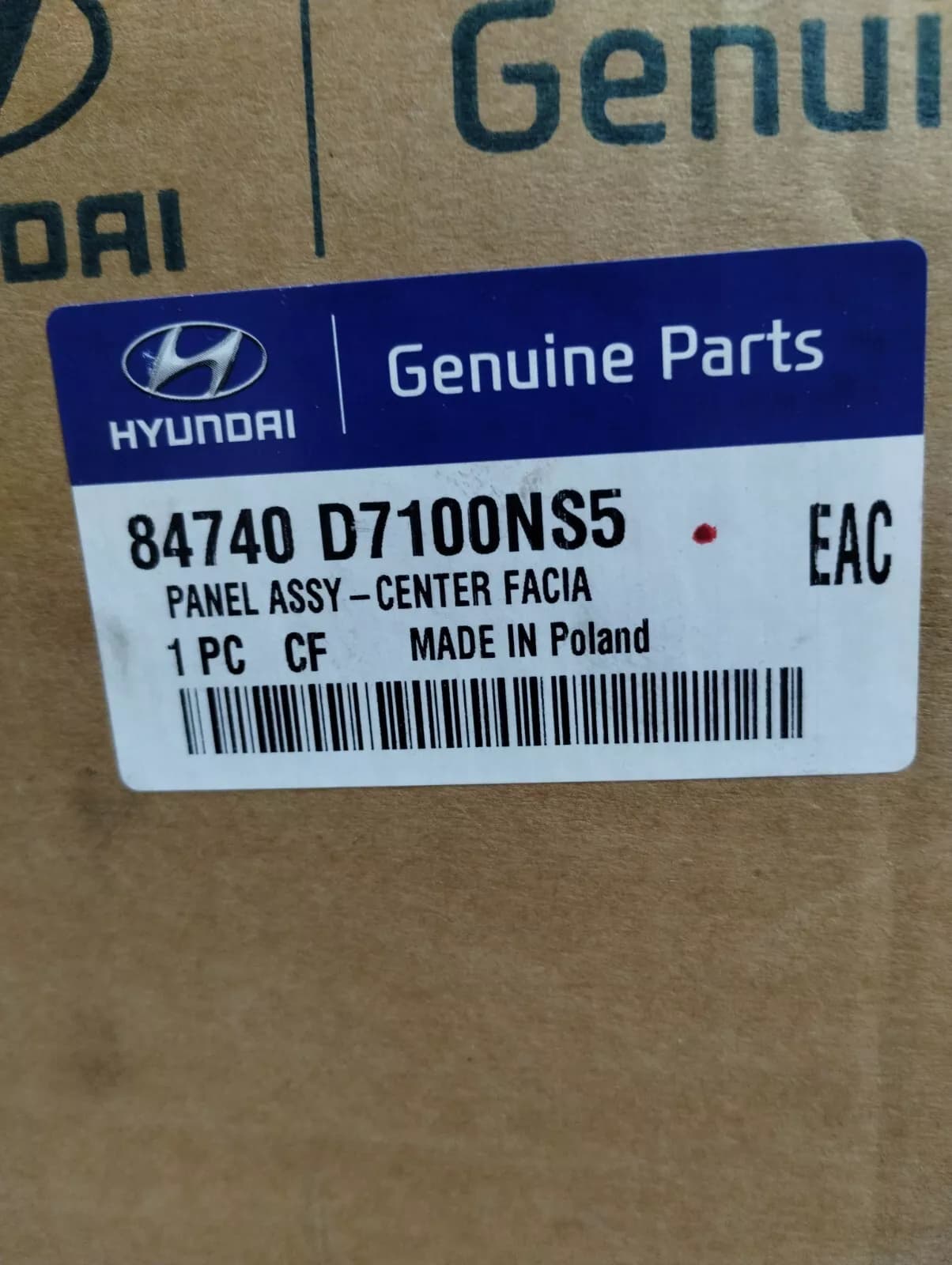 Genuine Hyundai PANEL ASSY-CENTER FACIA 1 pcs No: 84740D7100NS5