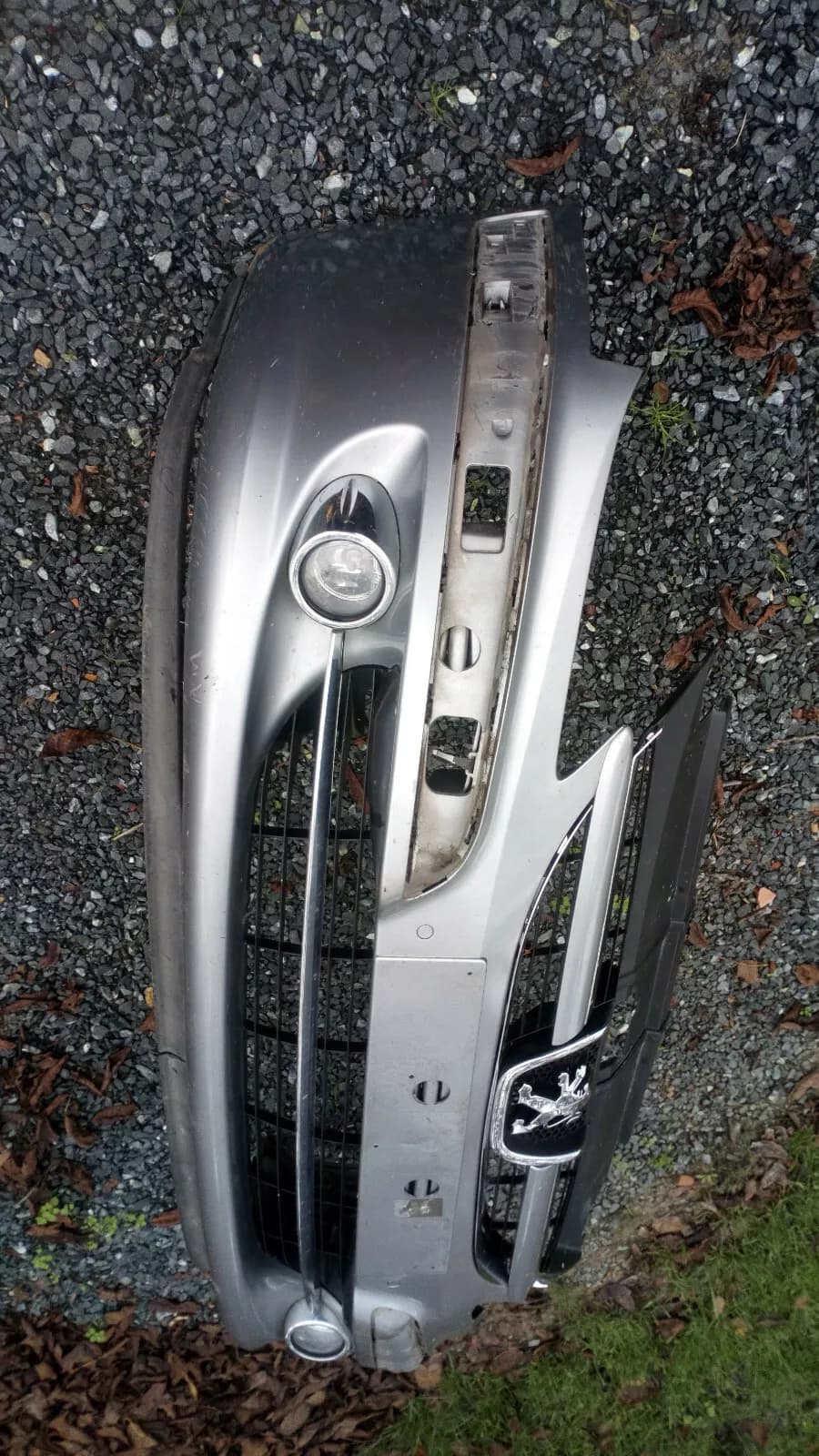 Peugeot 607 front bumper, year 2008