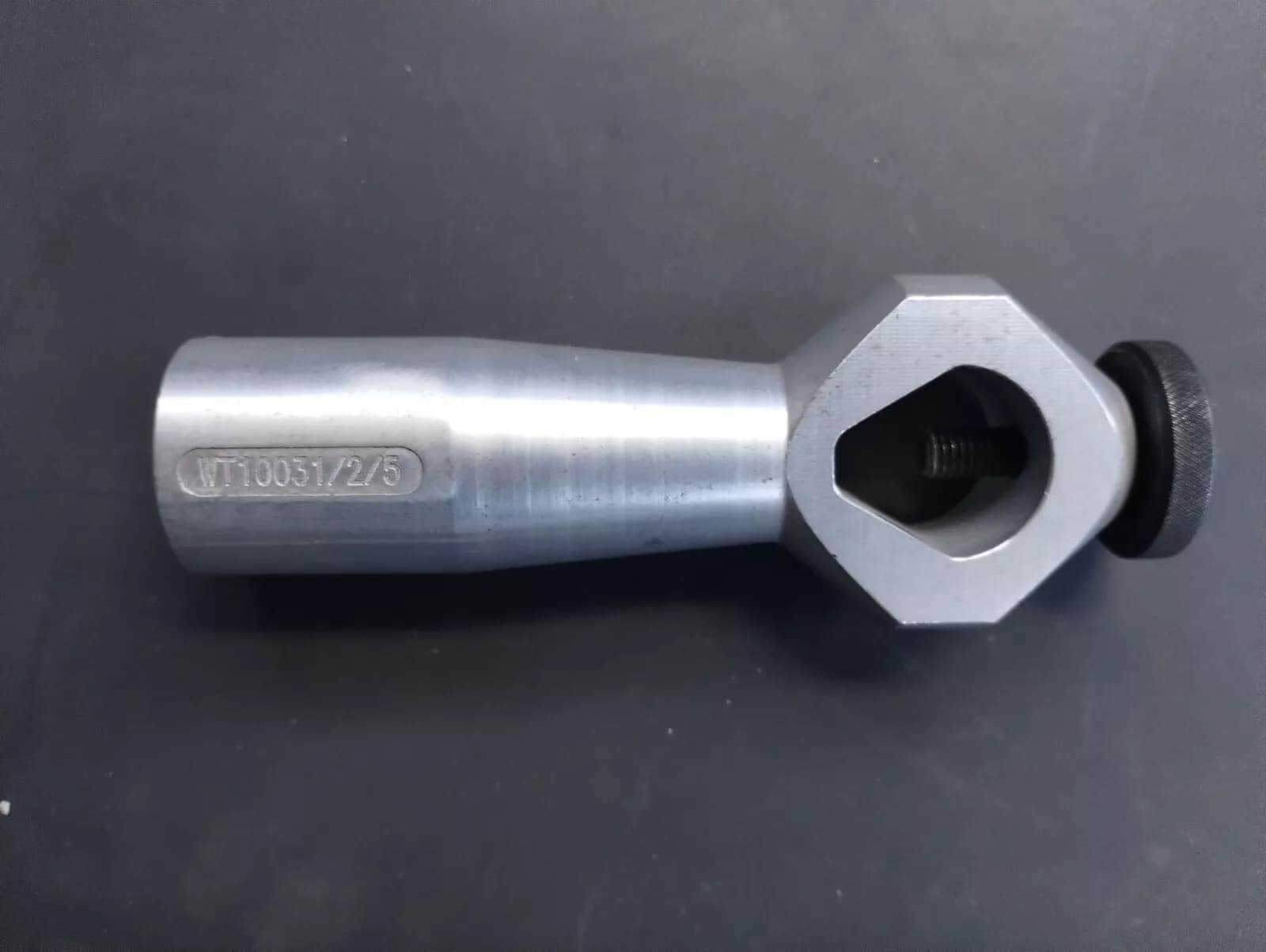 NEW BENTLEY genuine FRONT S/FRAME STNG POST 21M No : WT10031/2/5