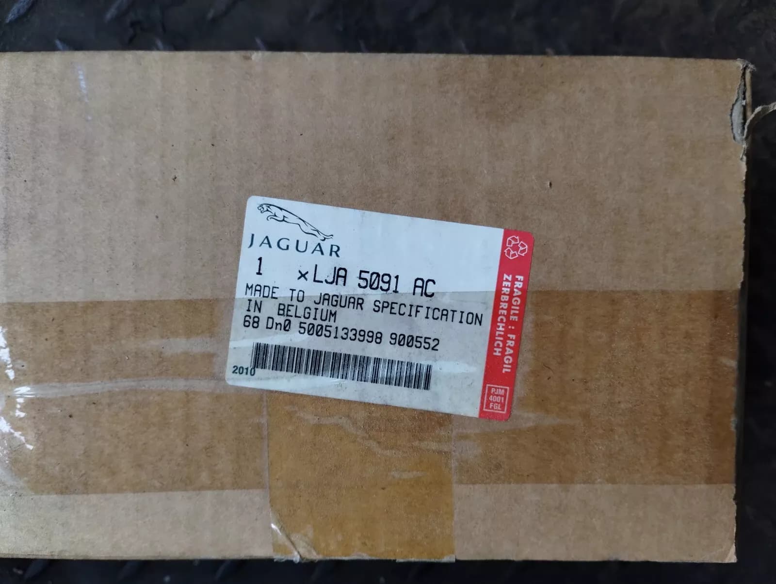 Original Jaguar Fog lights No: LJA5091AC