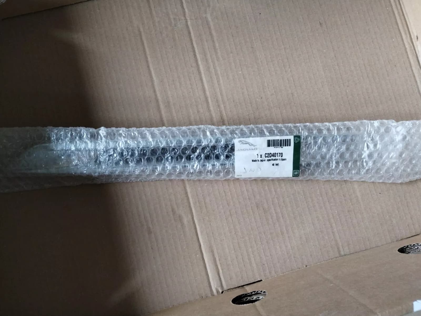 Jaguar, Land Rover, genuine VENT FINISHER, strip No: C2D40170