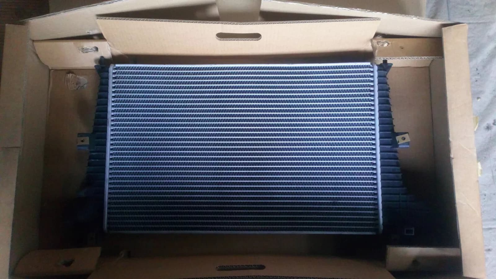 Saab 9-5 (-2010) Intercooler no:4576039