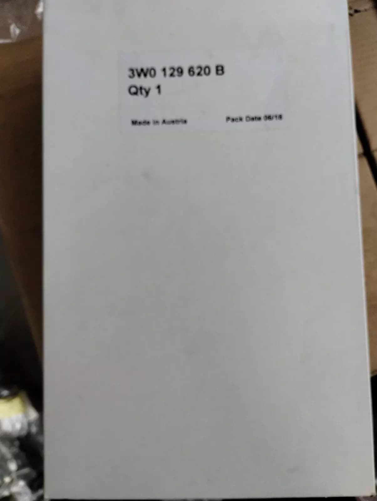 Bentley genuine AIR FILTER B1 No:3W0129620B