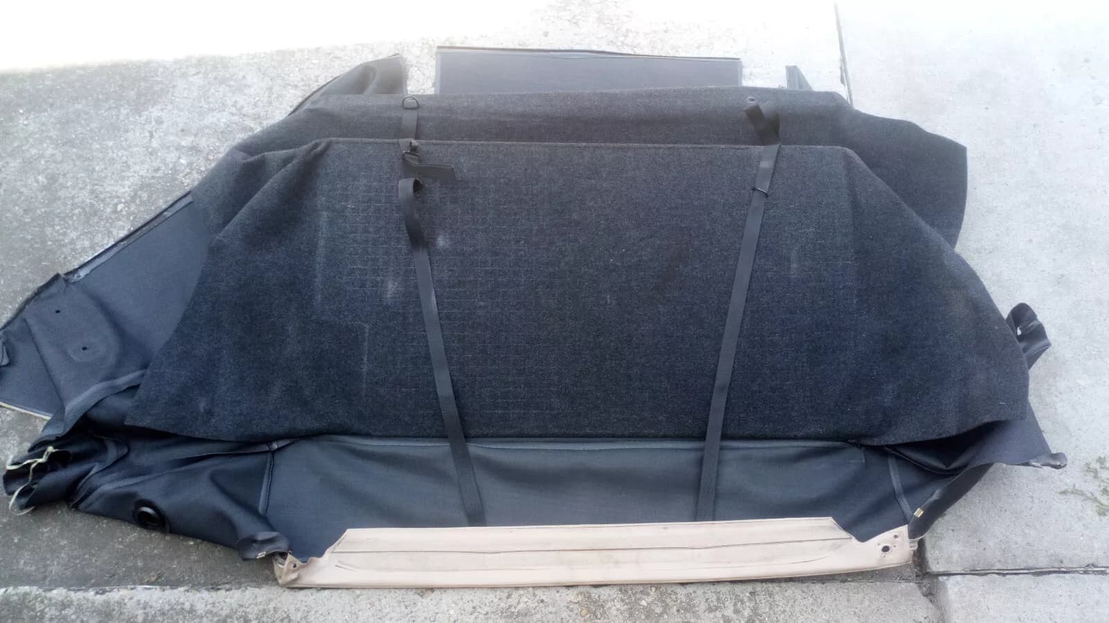 Saab 9-3 convertible, soft top luggage compartment cover Beige Telnr:5561113 Bj:1998-03