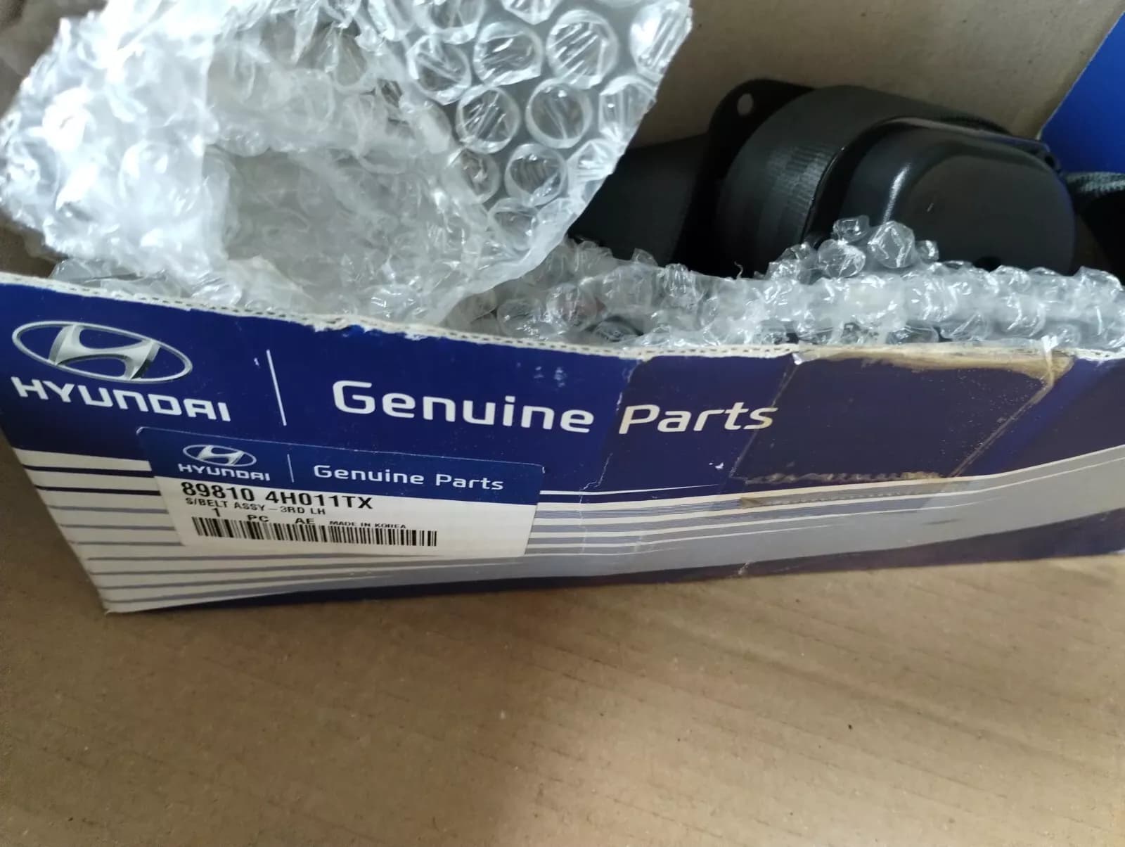 HYUNDAI H-1 Genuine Rear left belt tensioner No : 898104H011TX