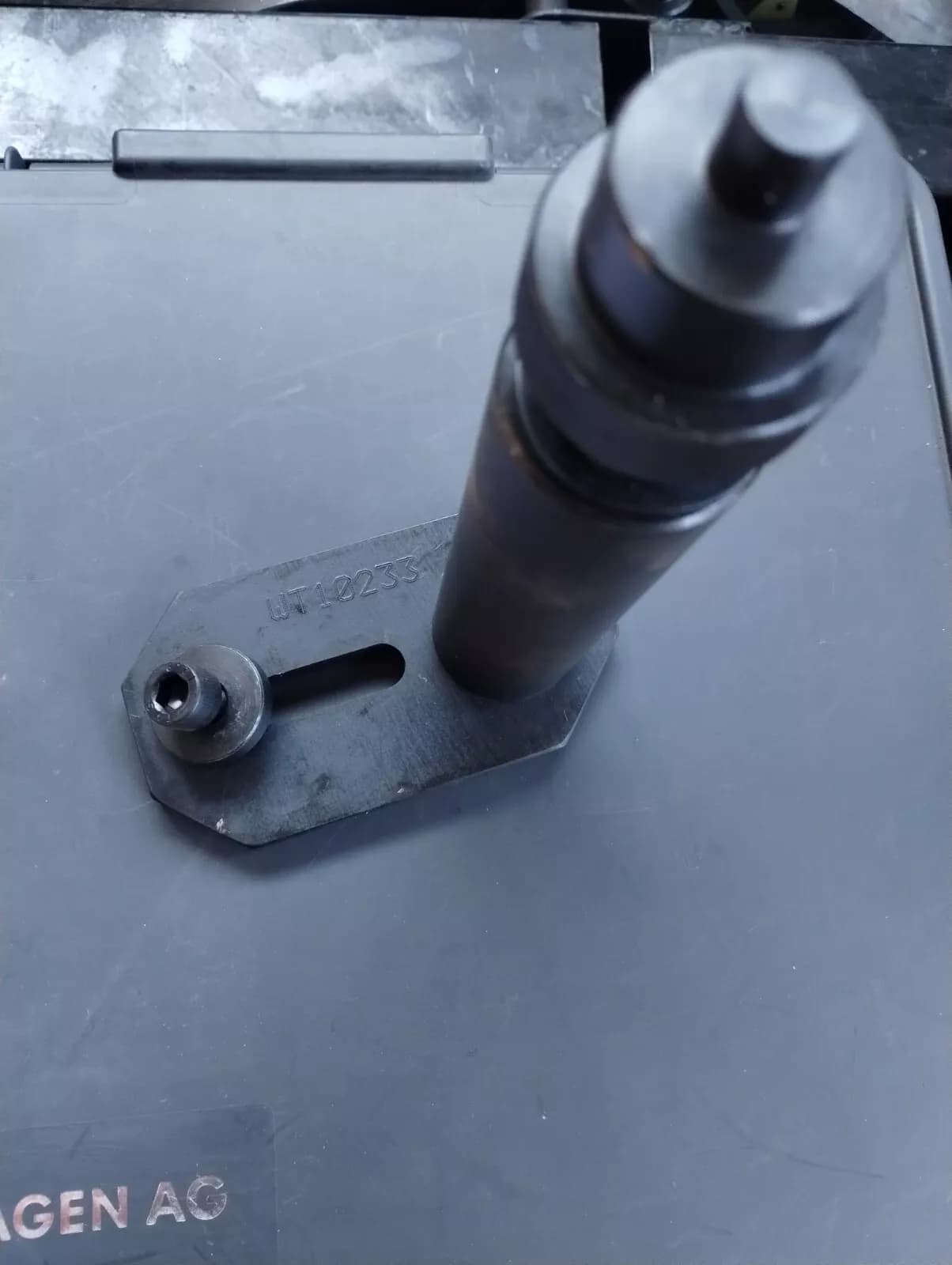 NEW BENTLEY genuine FRONT SUBFRAME SUPPORT REAR No: WT10233