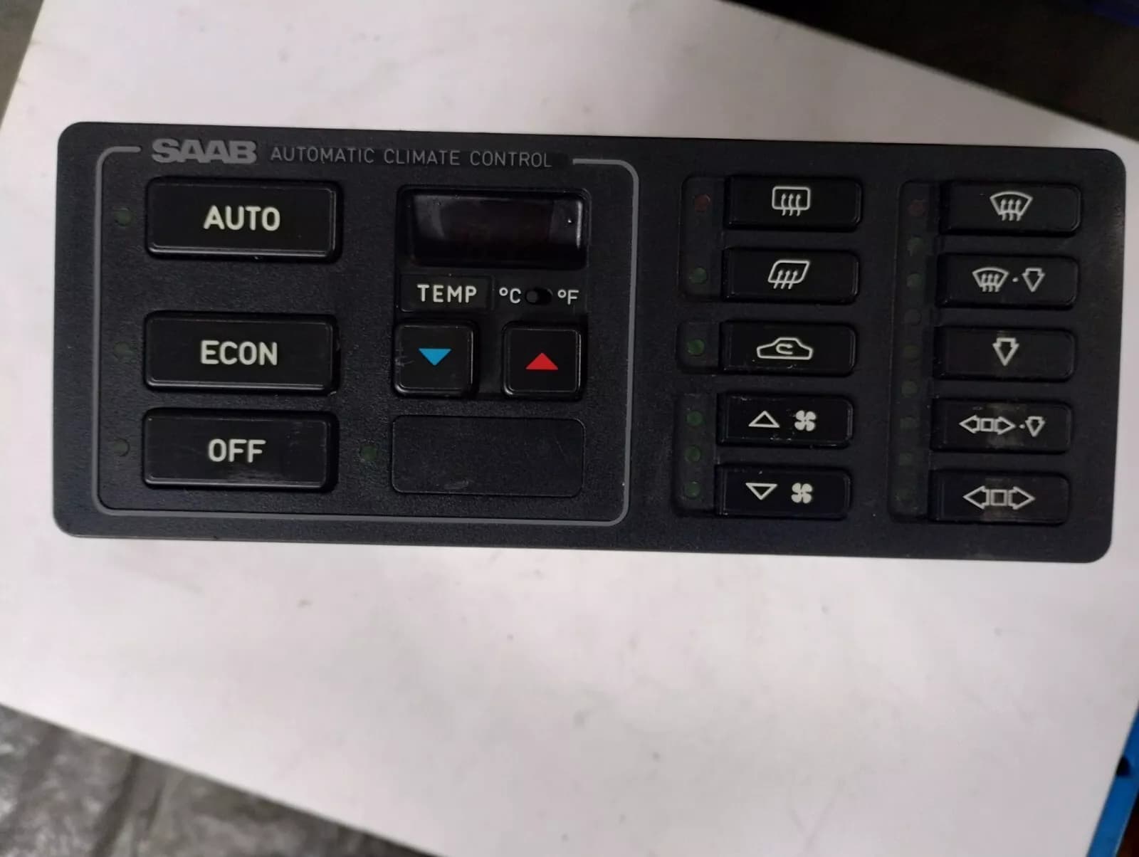 SAAB 9000 ACC Control Panel Part No: 4382933
