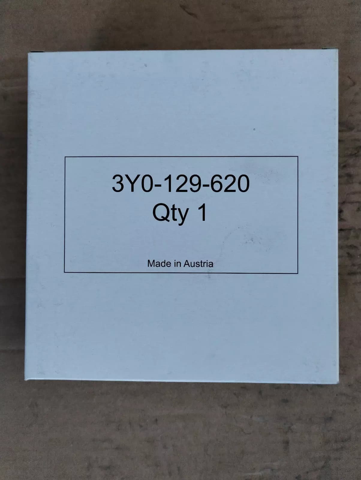 Bentley genuine AIR FILTER ELEMENT No: 3Y0129620