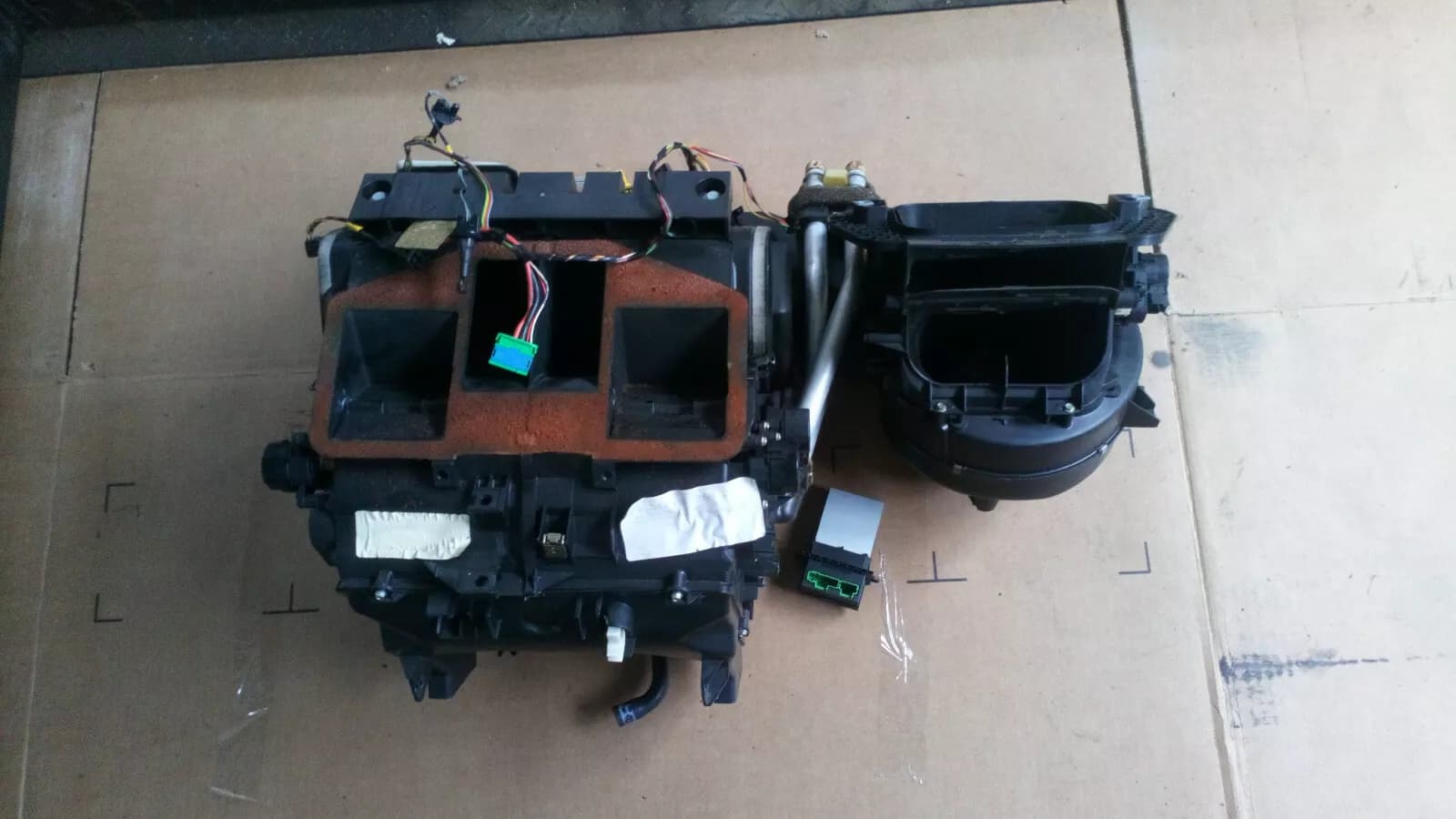 Peugeot 607 heater box, complete Part no : 9647994080