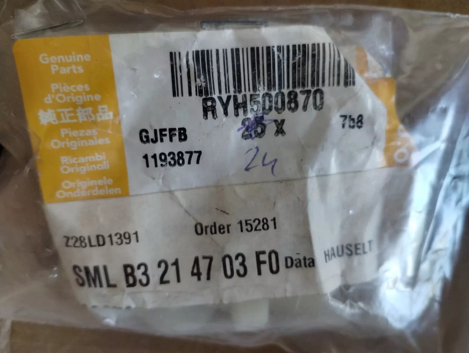 Genuine Jaguar, Land Rover, Molding nut 24 Pcs Nr: RYH500870