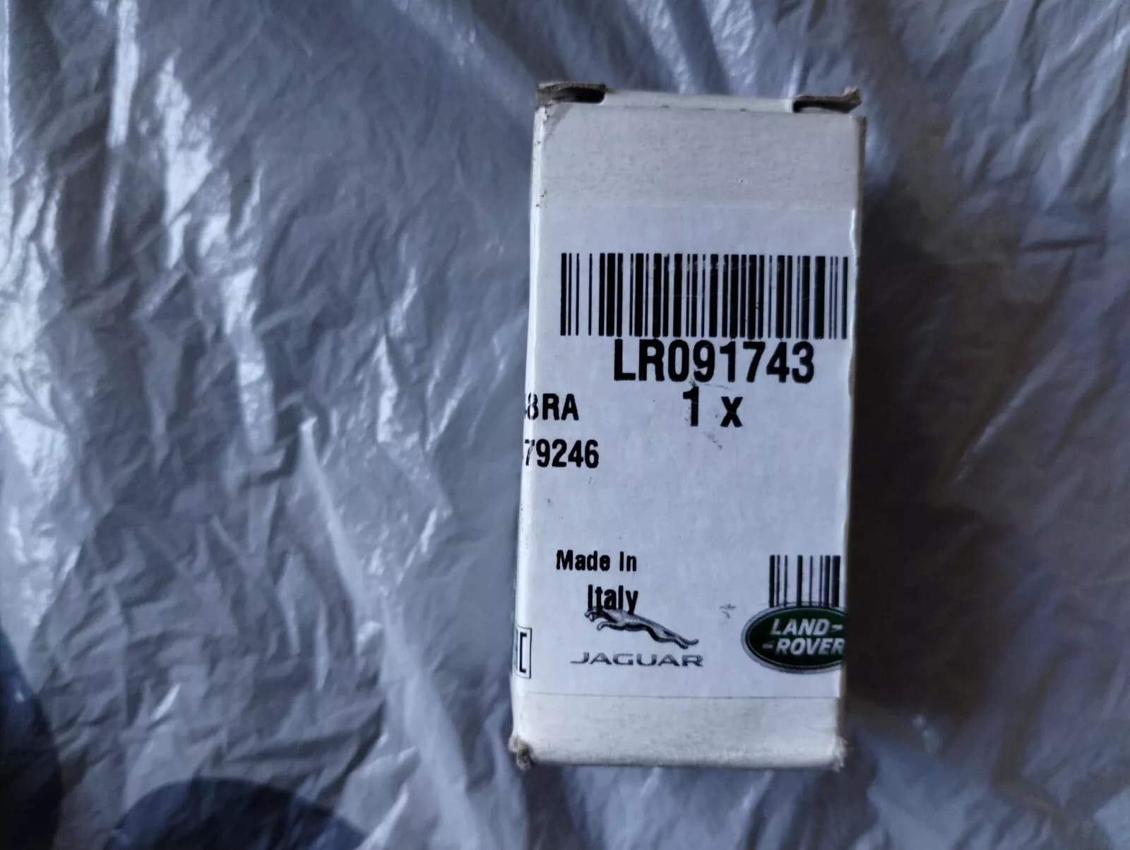 Jaguar, Land Rover, genuine Timing Chain Tensioner No: LR091743