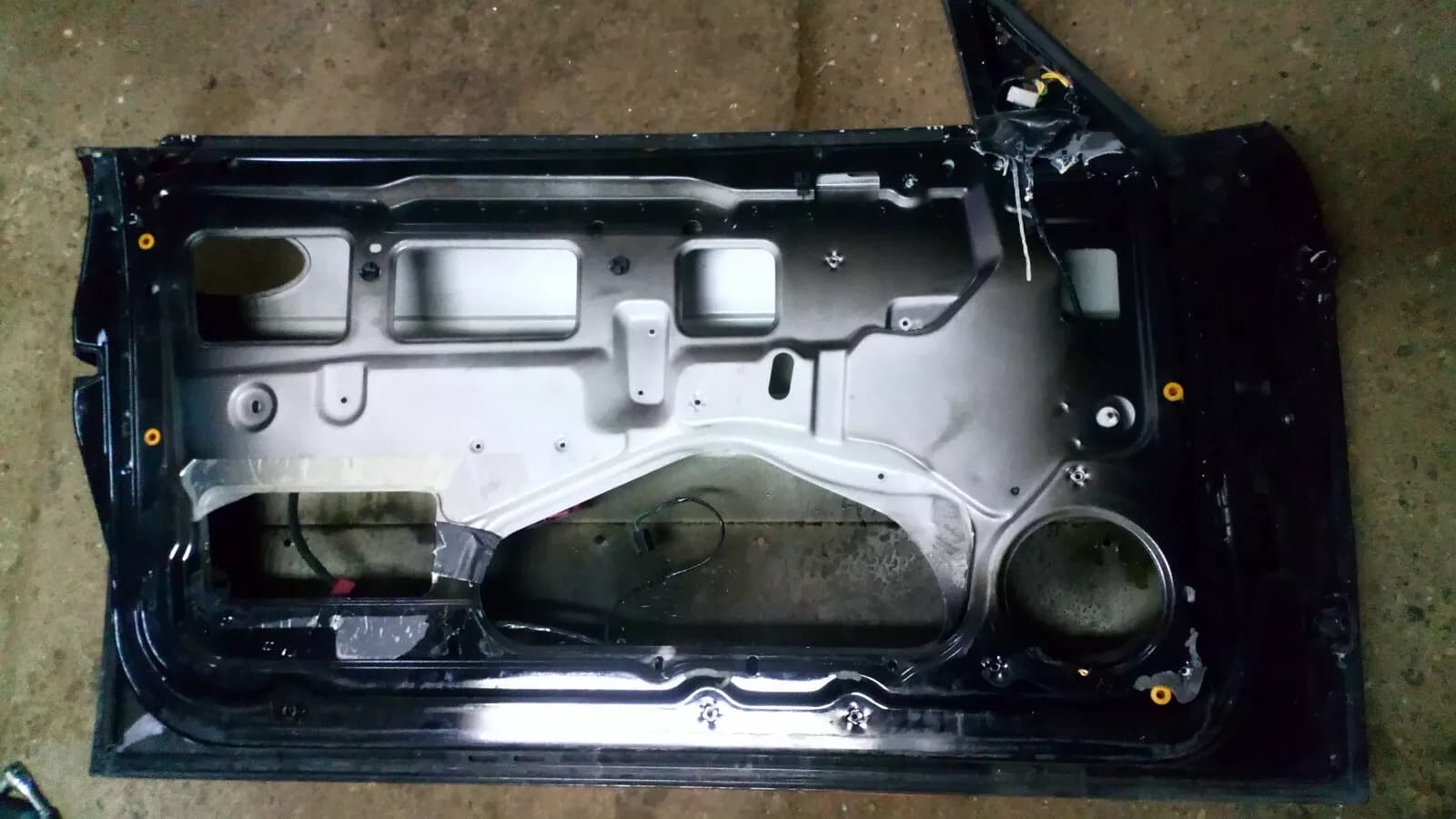 Saab 9-3 Convertible door left color black year:1998