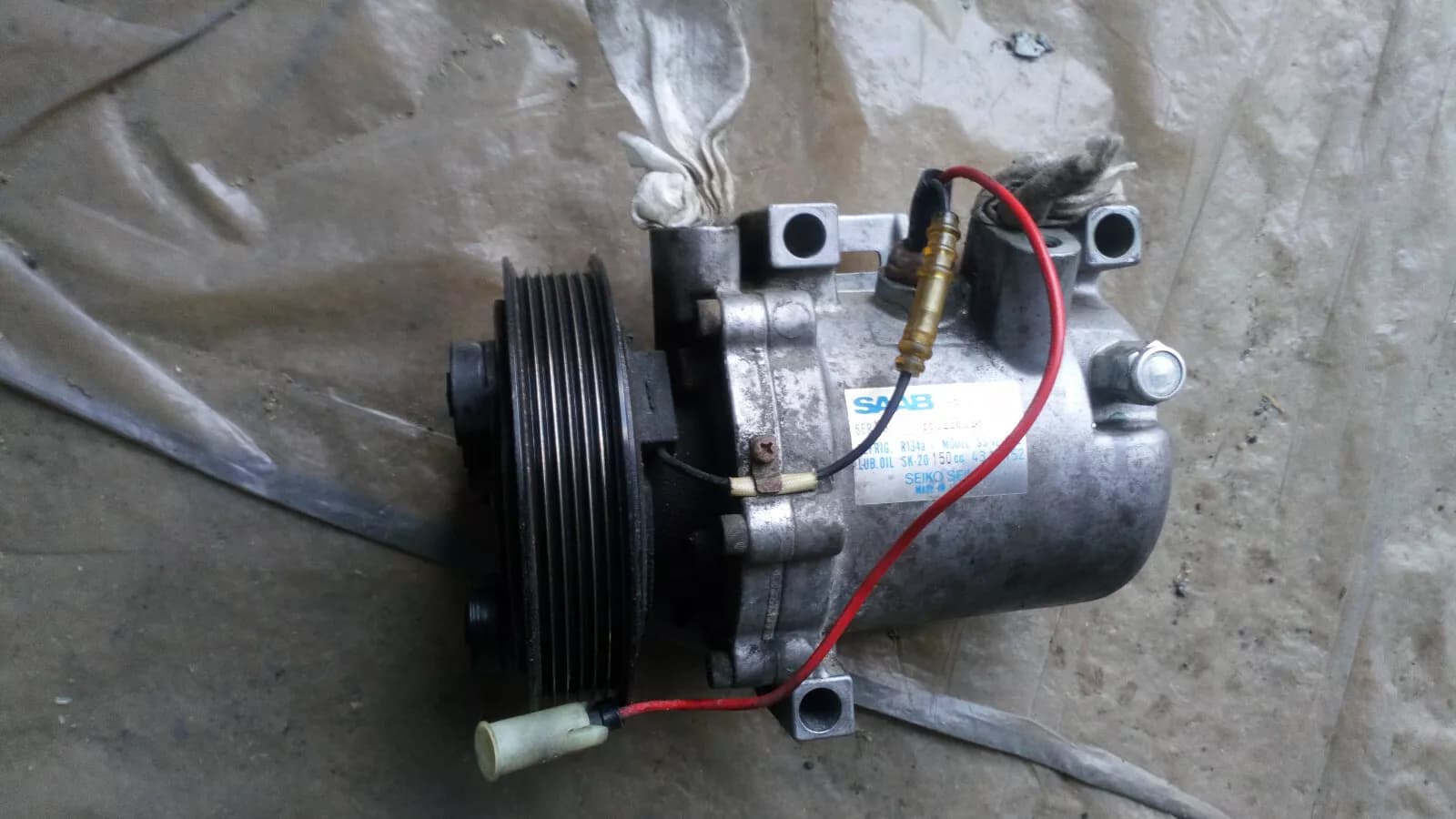 SAAB 900NG air conditioning compressor part no: 4634895 year:1994-98