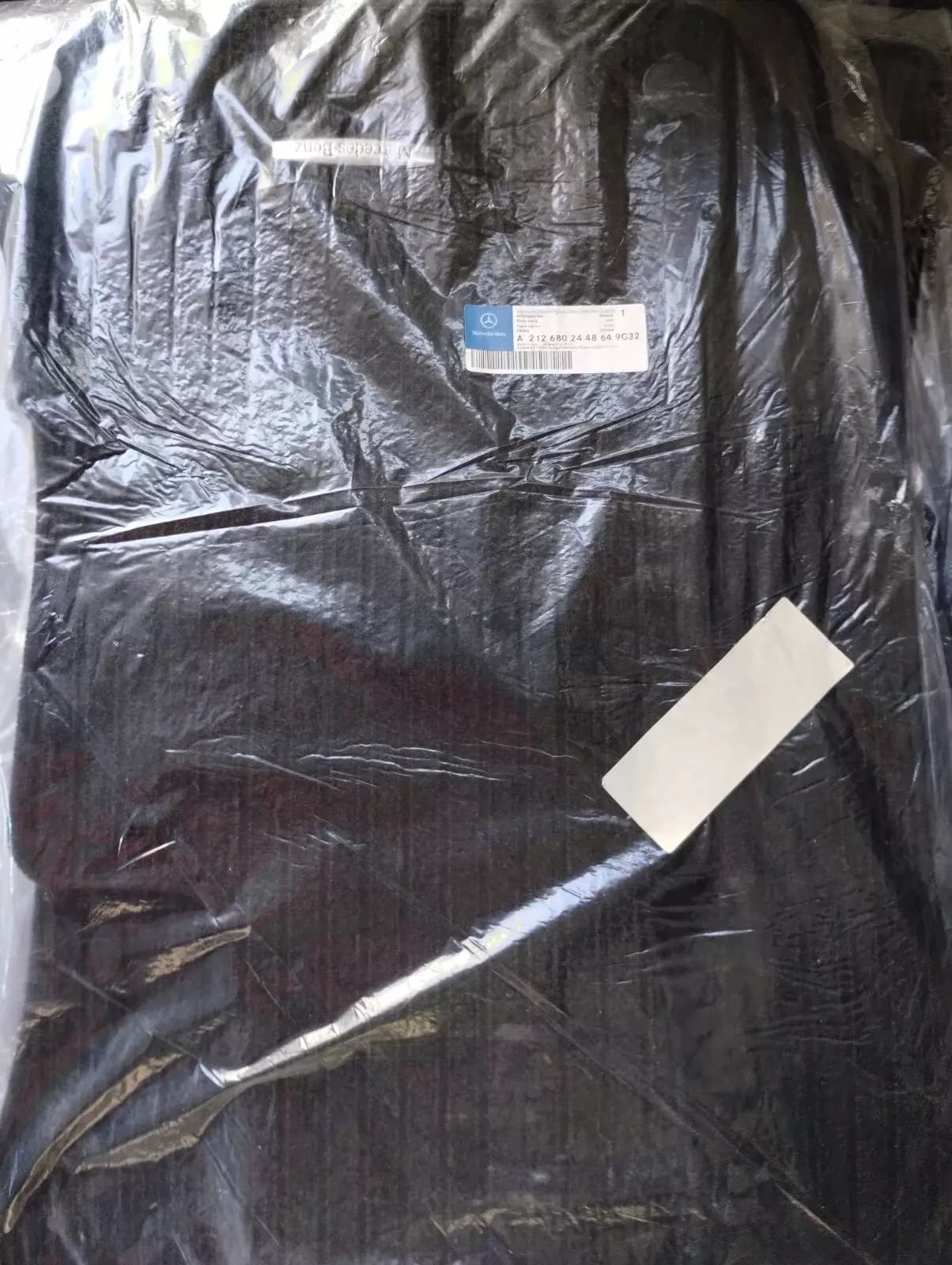 Mercedes Benz original floor mats carpet No : A 212680 2448 64
