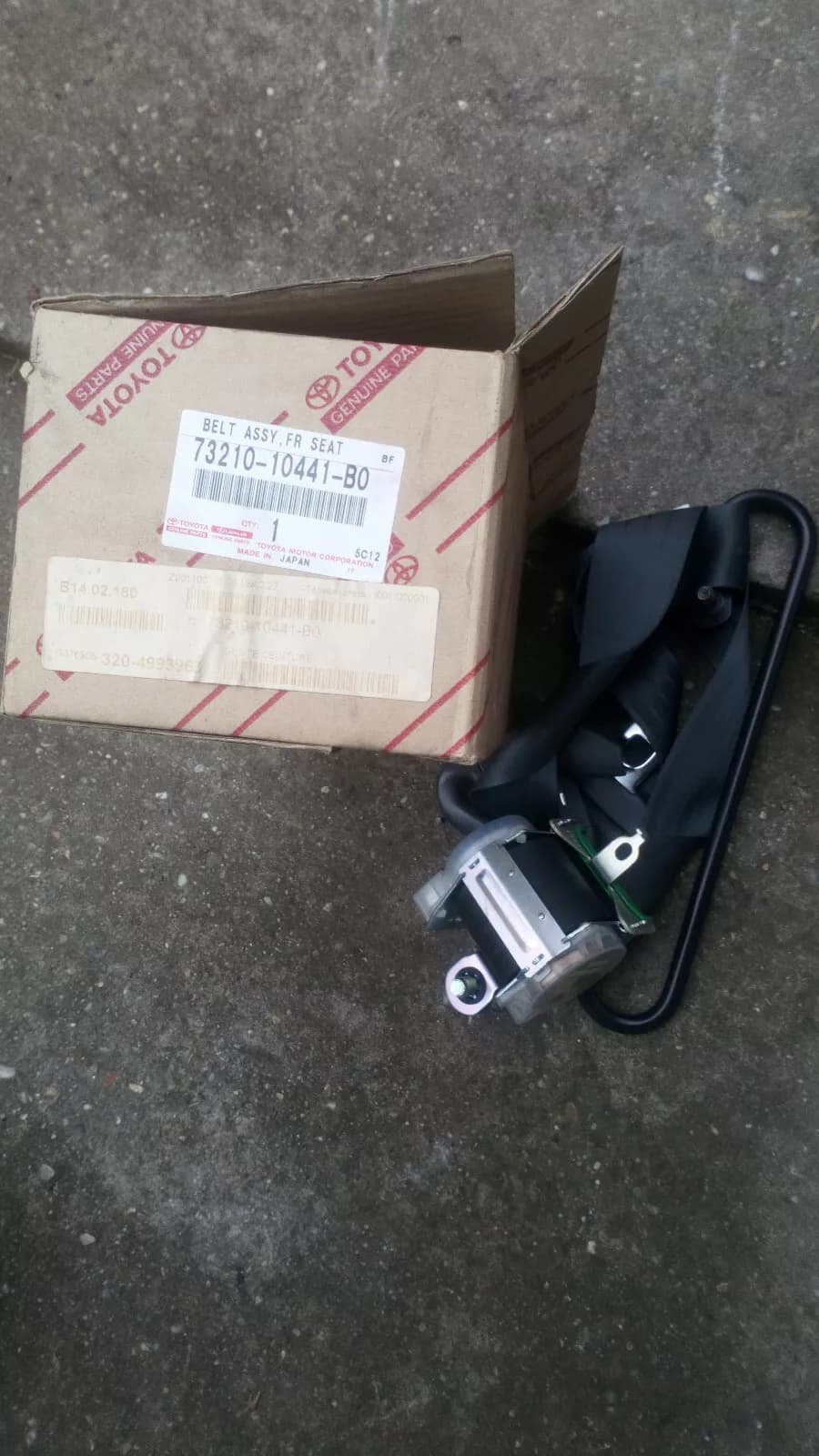 Toyota Seat belt, no: 73210-10441-B0