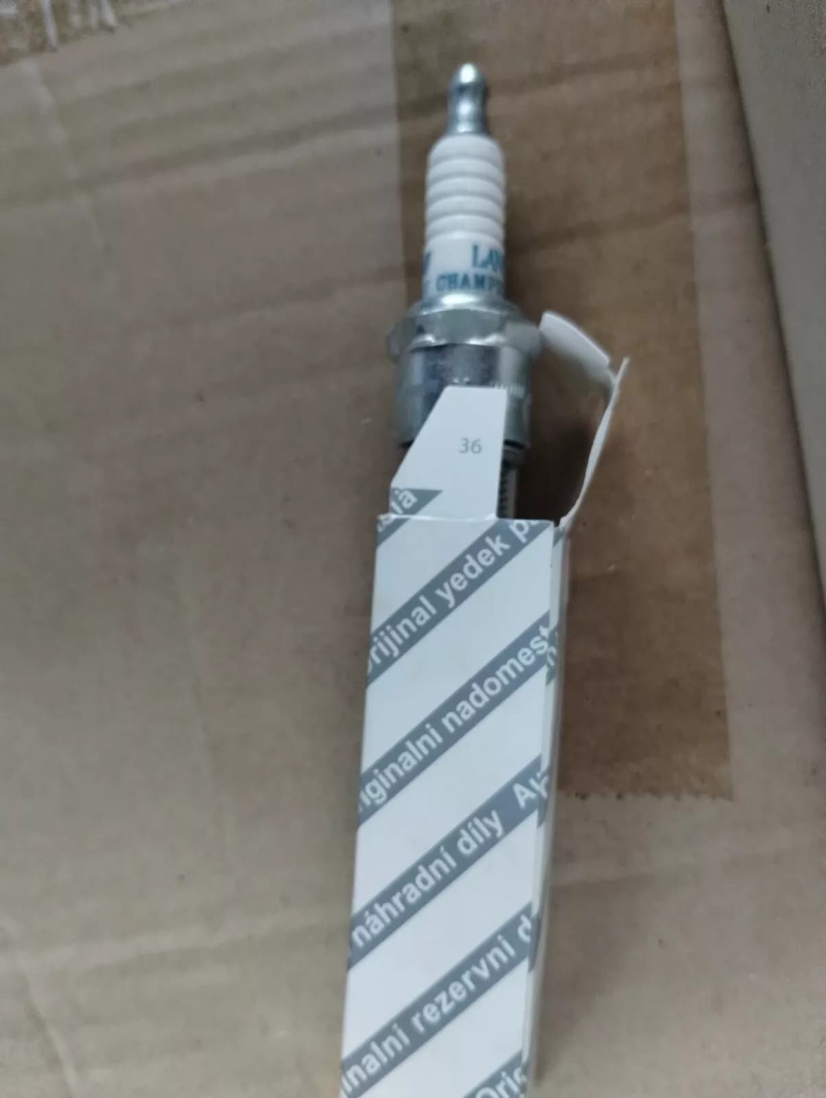 Genuine Fiat, Lancia Alfa Romeo, Spark plug 10 pcs No: 5984036