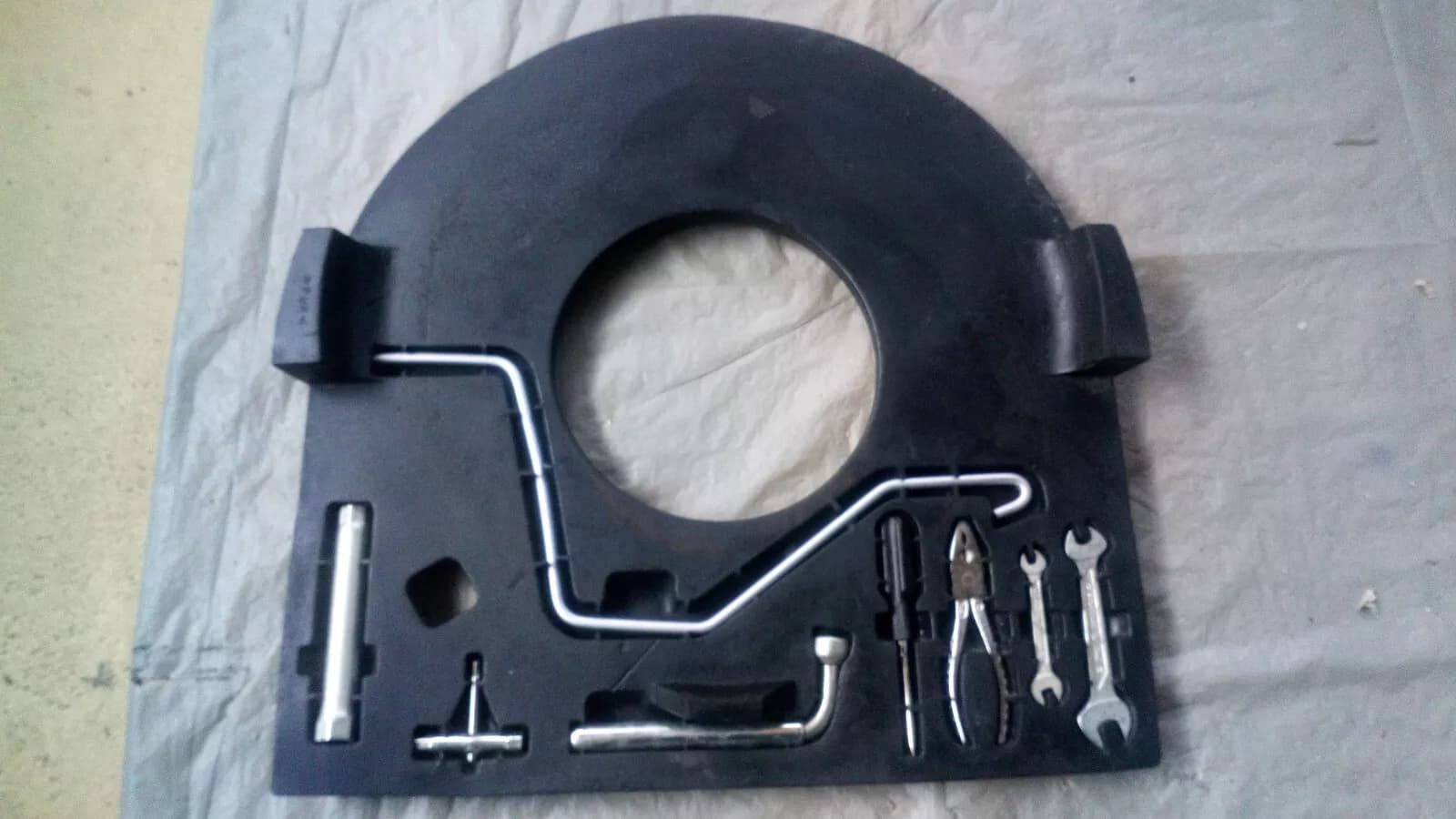 Fiat, Lancia Trunk tool box