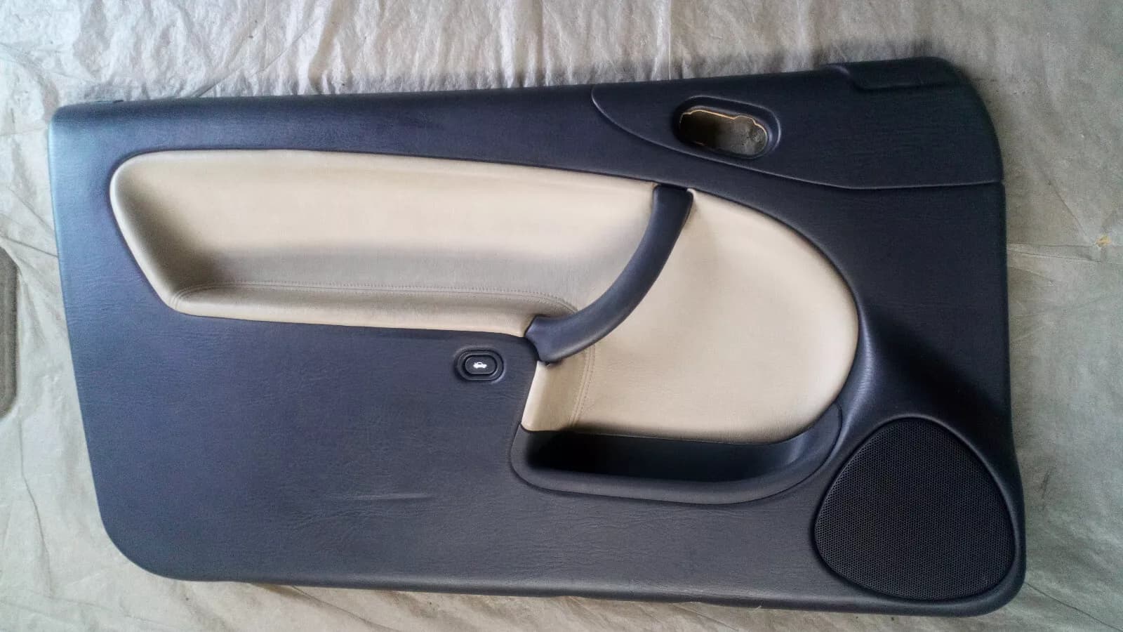 Saab 900 NG 9-3 Coupé 3 door front  door lock set