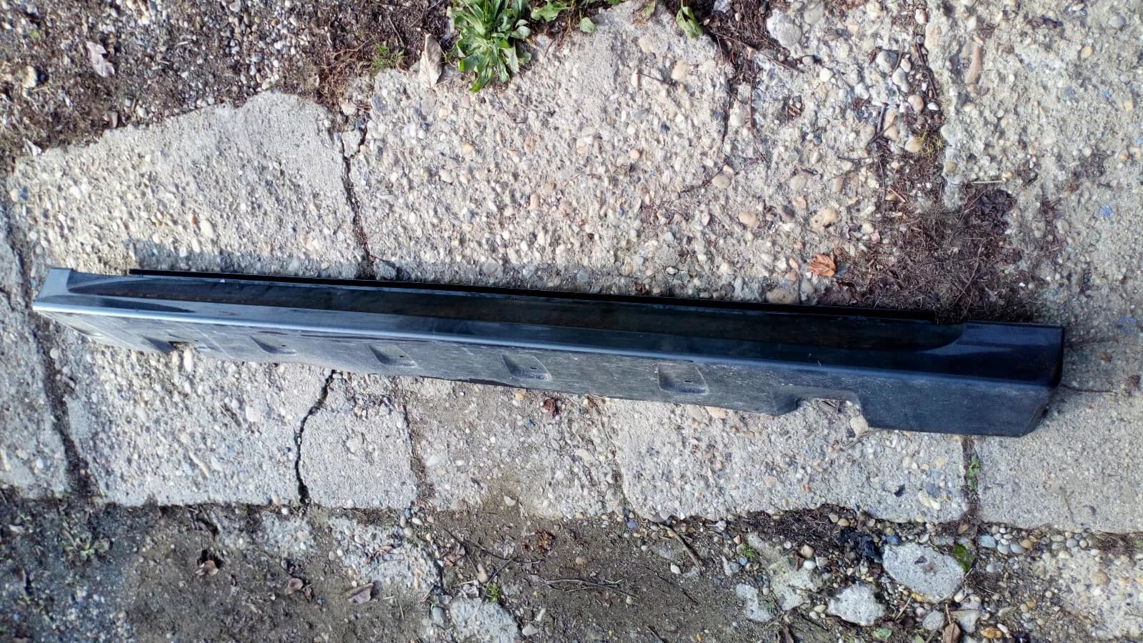 SAAB 9-3 side skirt cover color thin green part no: 12792739 year:2003-06