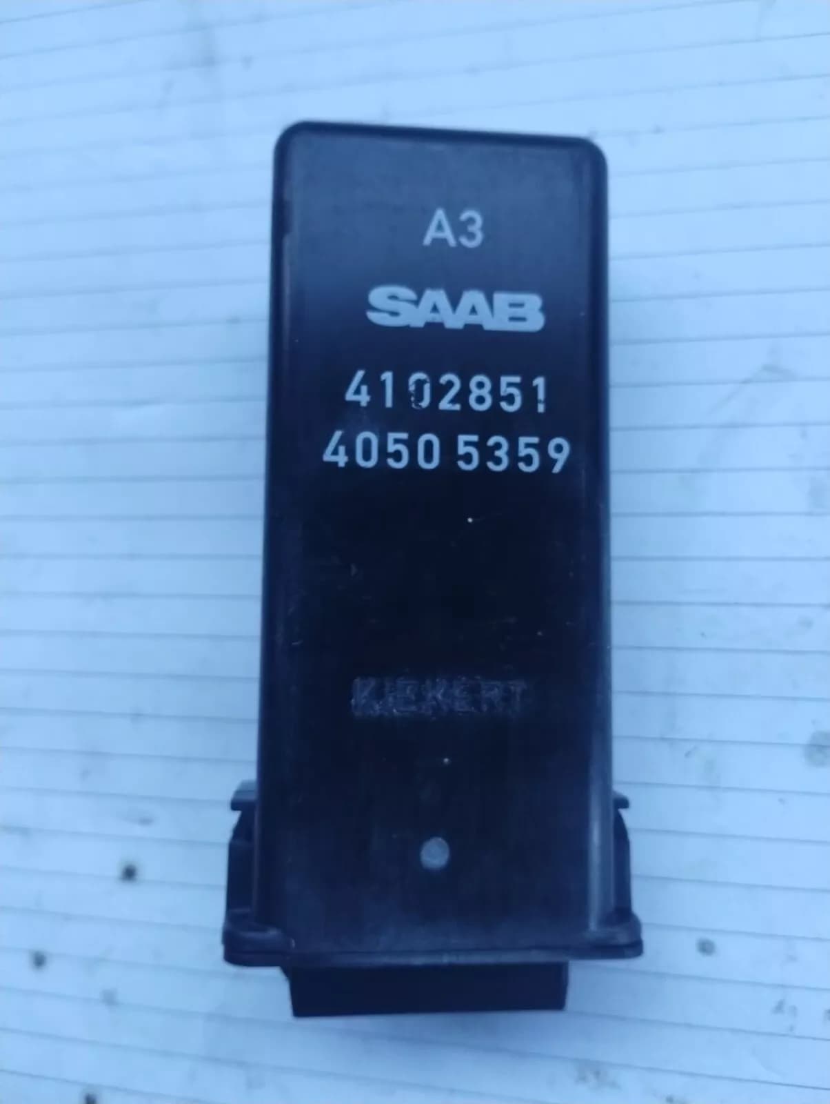 SAAB 9000 Door Lock Controller No: 4102851