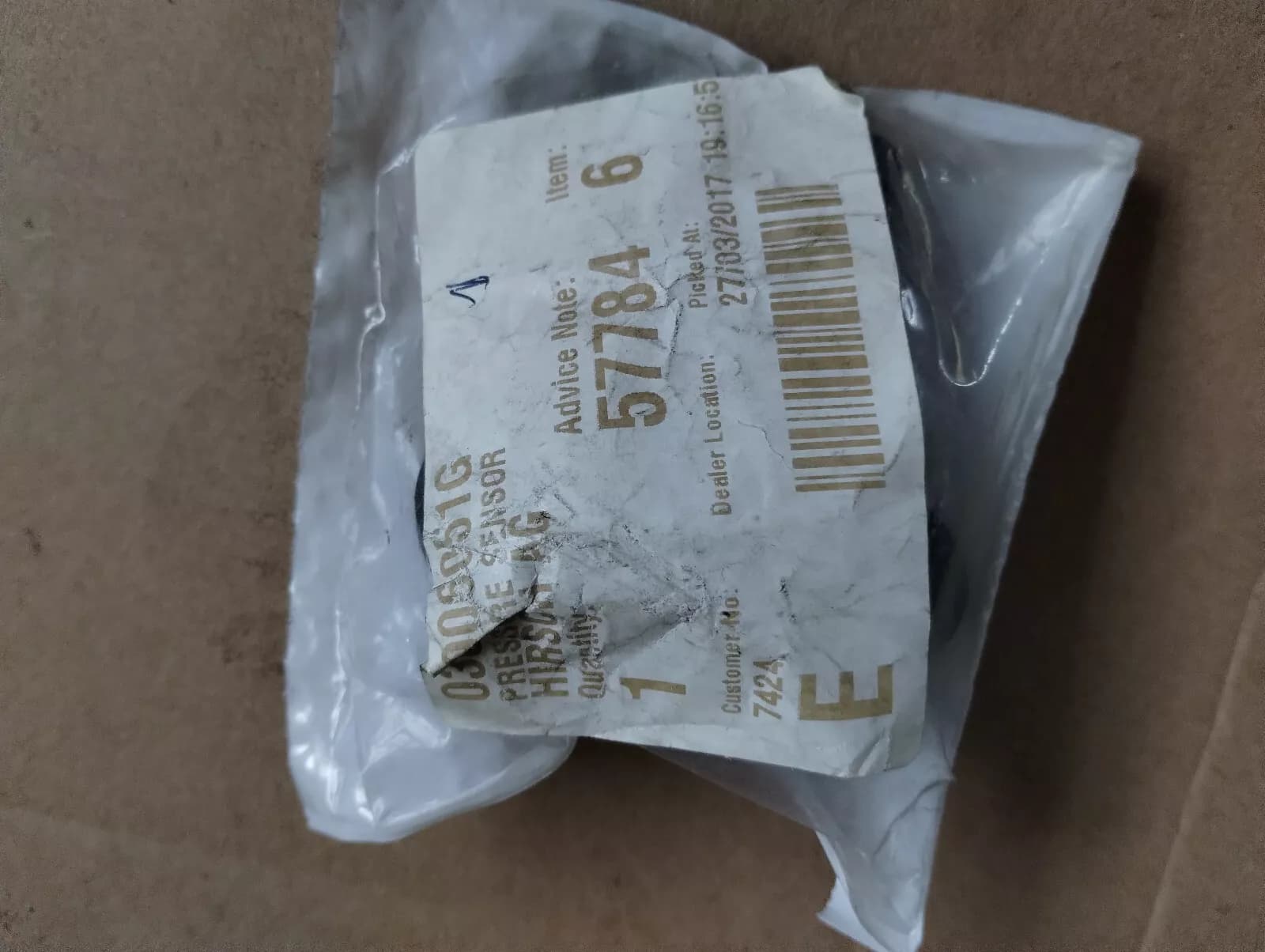 Bentley genuine PRESSURE SENSOR No:036906051G