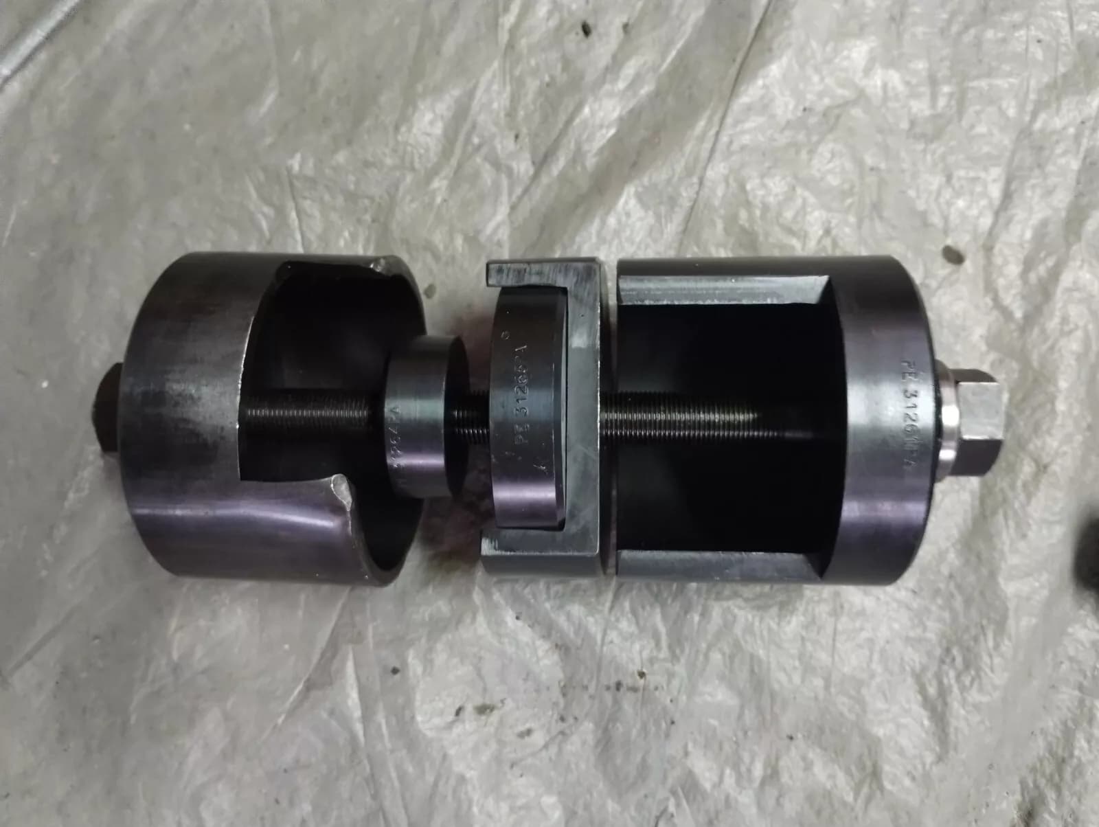 BENTLEY genuine TOOL CUP MOUNT INSTN, REMOVAL No: PE31261PA