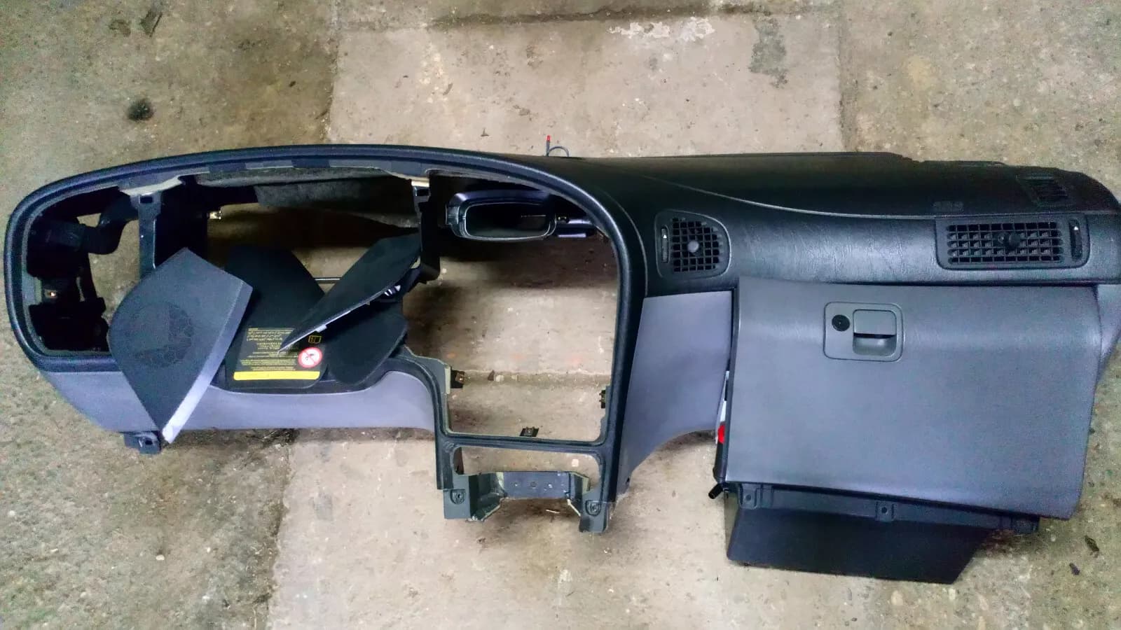 SAAB 9-5 Aero dashboard Black Gray Year:2005