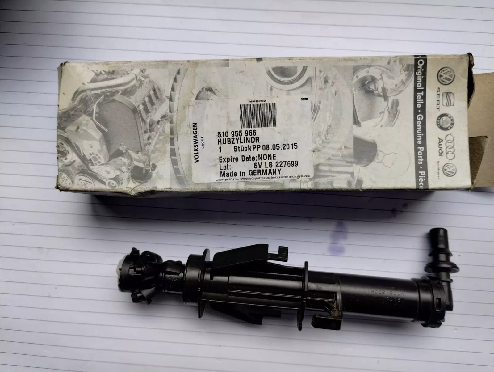 ORIGINAL VW GROUP PARTS, FRONT HEADLIGHT DISC SPRAY NOZZLE No: 510955966