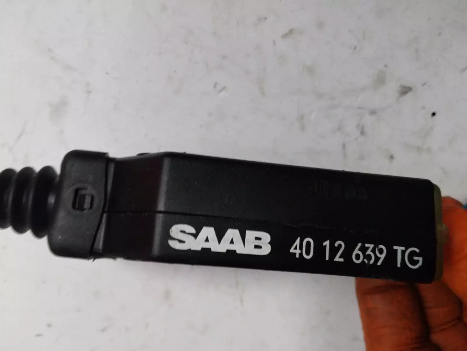Saab 9000 central locking actuator part no:4012639