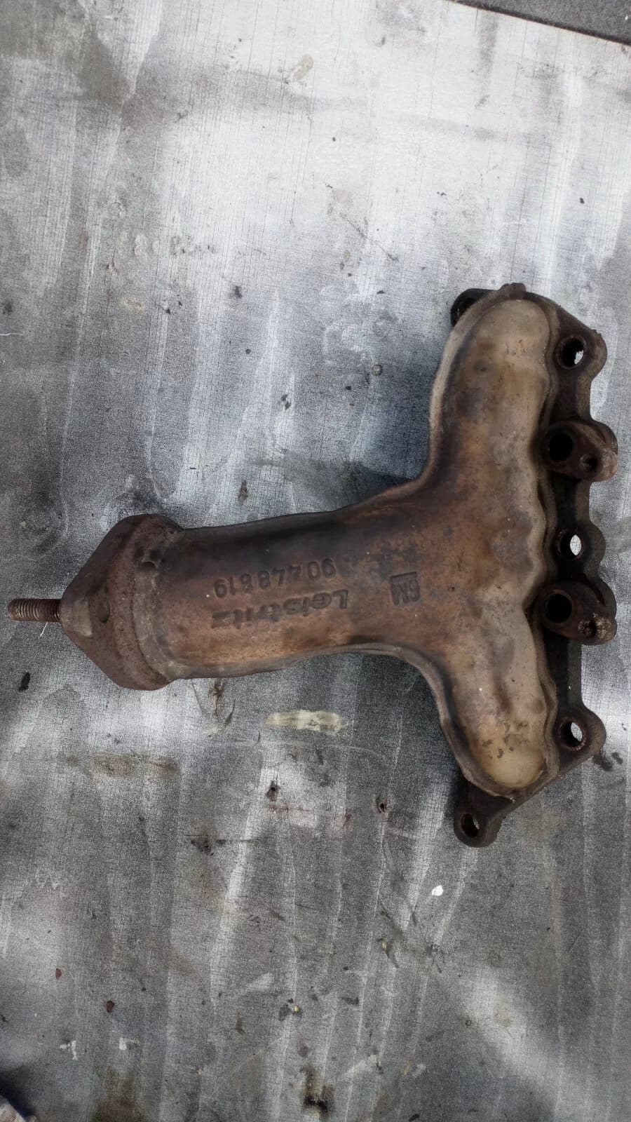 SAAB 9000 3 0V6i (B308i) exhaust manifold part no:90448819 year:1994-98